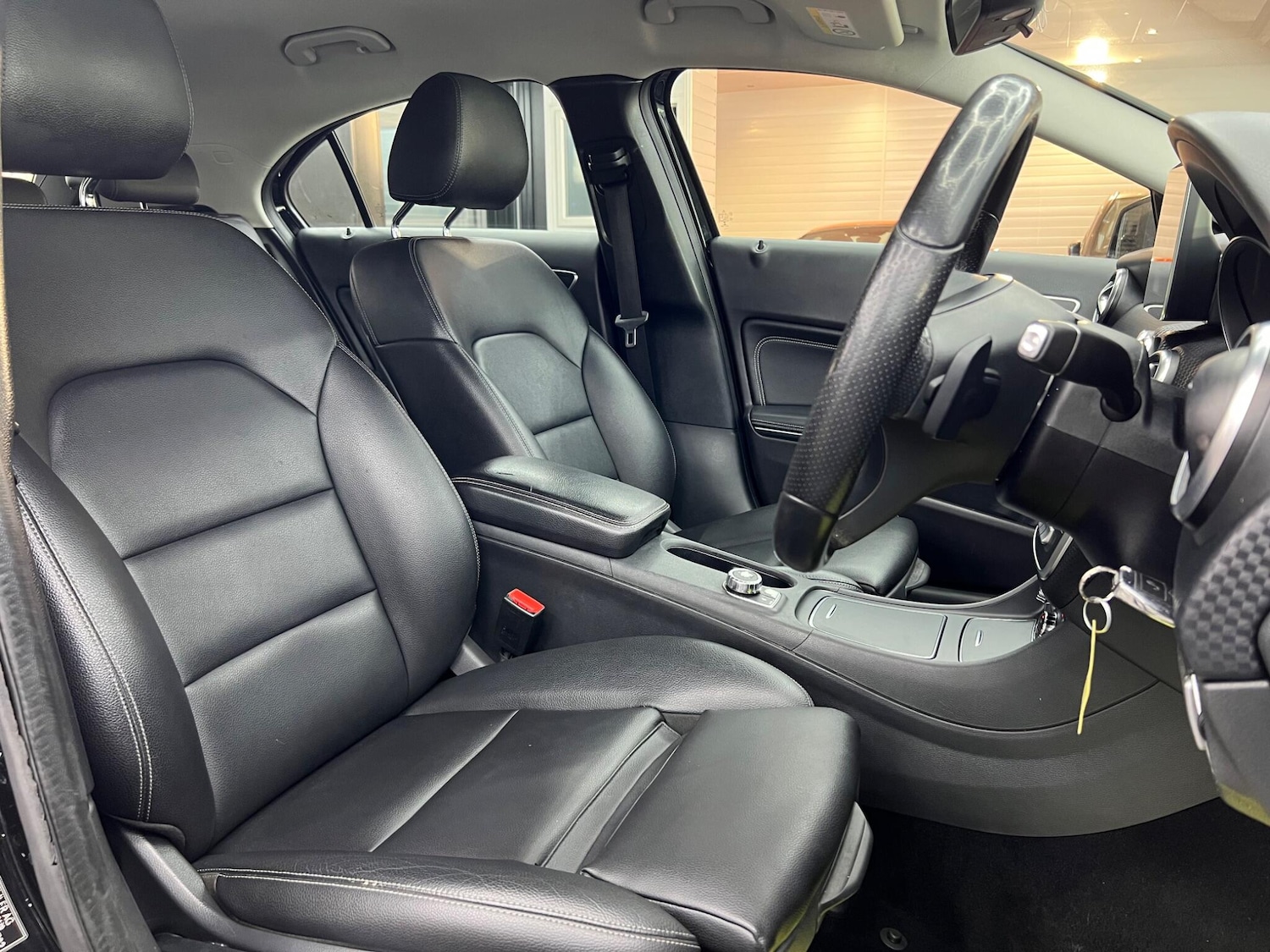 Used Mercedes-Benz A-Class 2017 for sale - 76440528: Photo 11