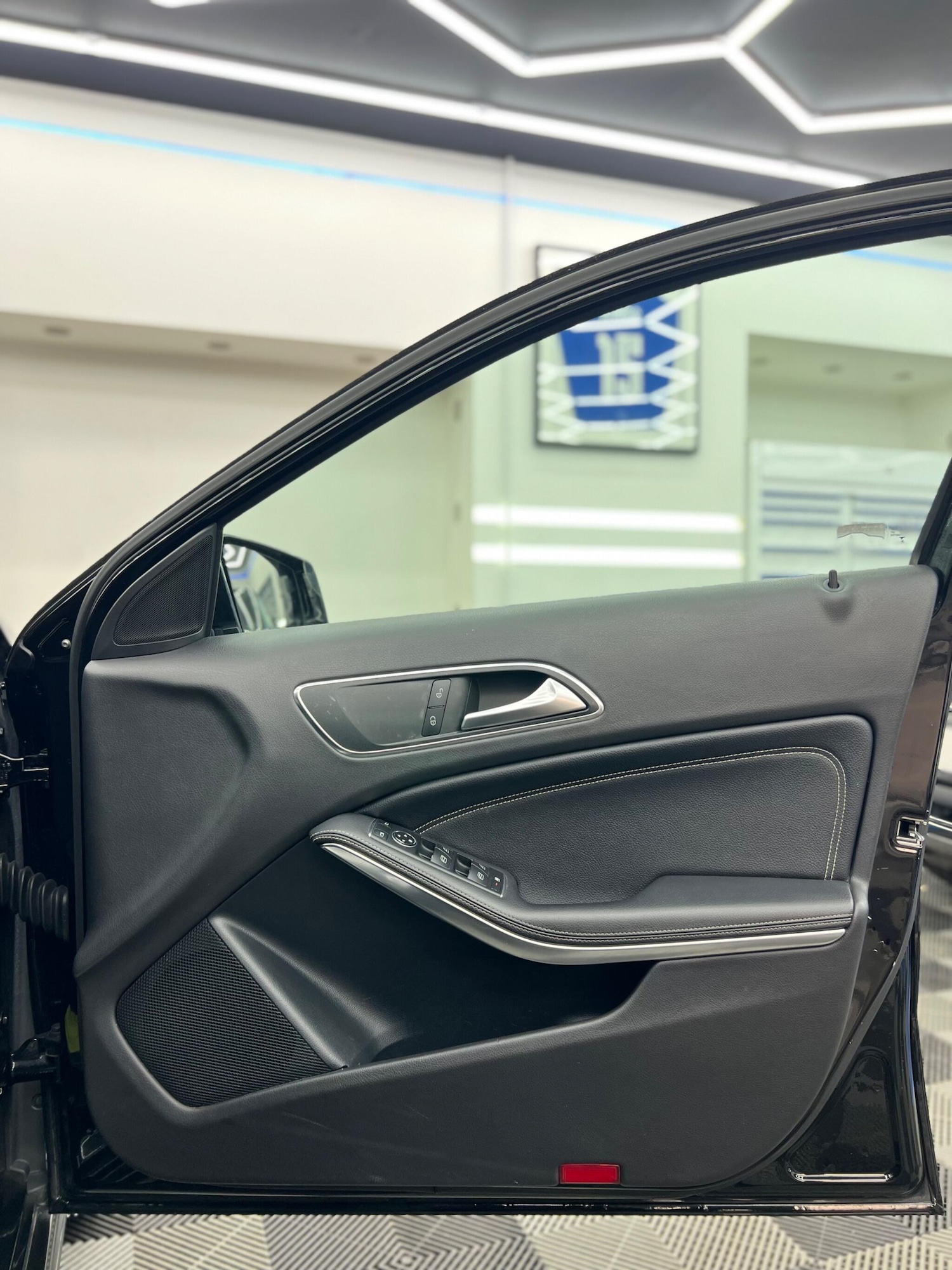 Used Mercedes-Benz A-Class 2017 for sale - 76440528: Photo 14