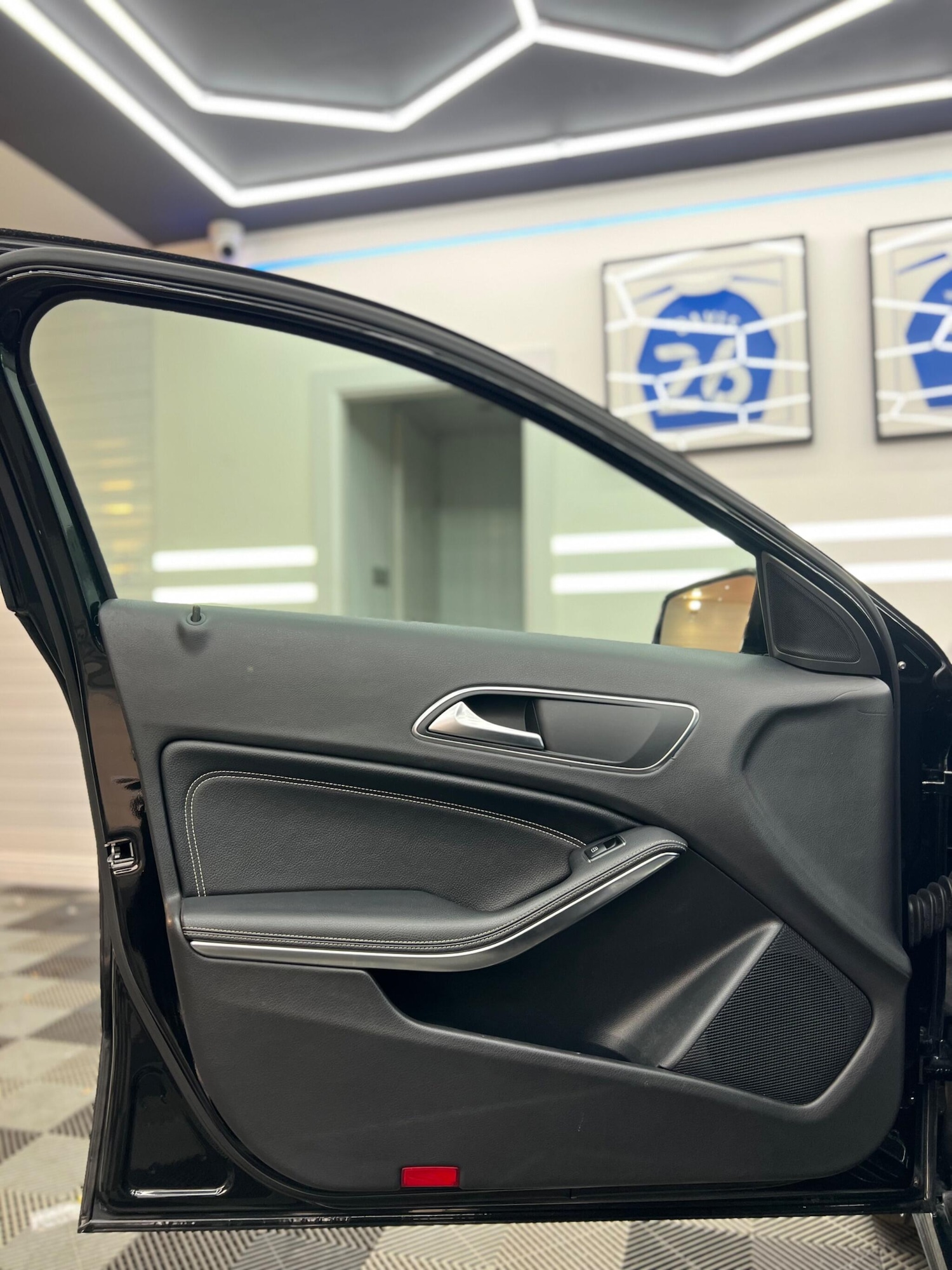 Used Mercedes-Benz A-Class 2017 for sale - 76440528: Photo 17