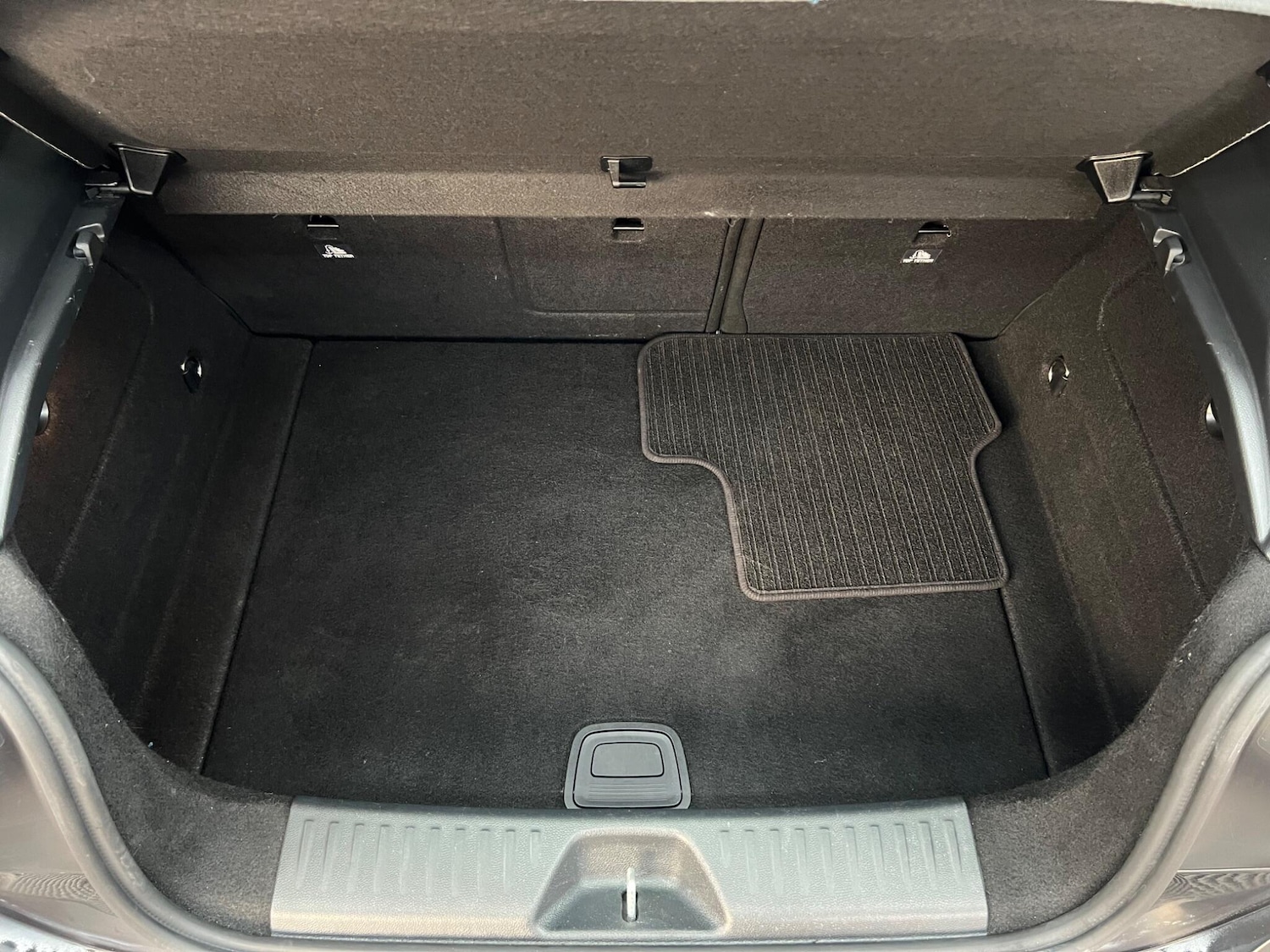 Used Mercedes-Benz A-Class 2017 for sale - 76440528: Photo 23