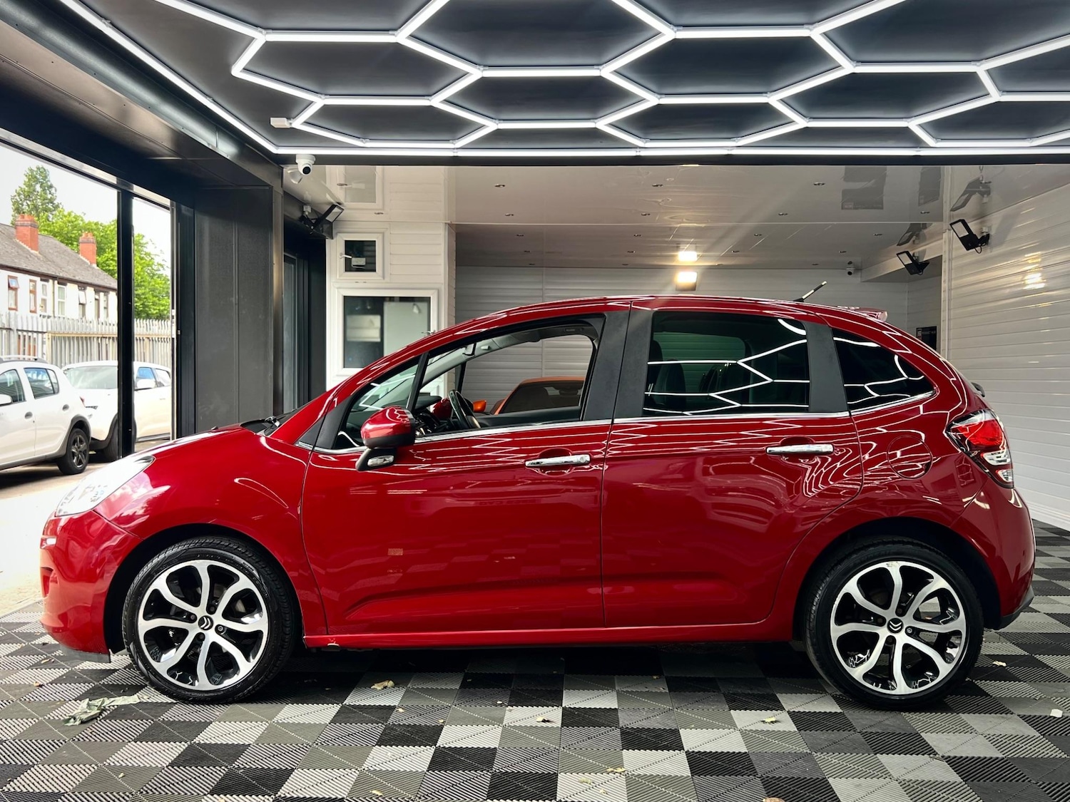 Used Citroen C3 2016 for sale - 76121748: Photo 5