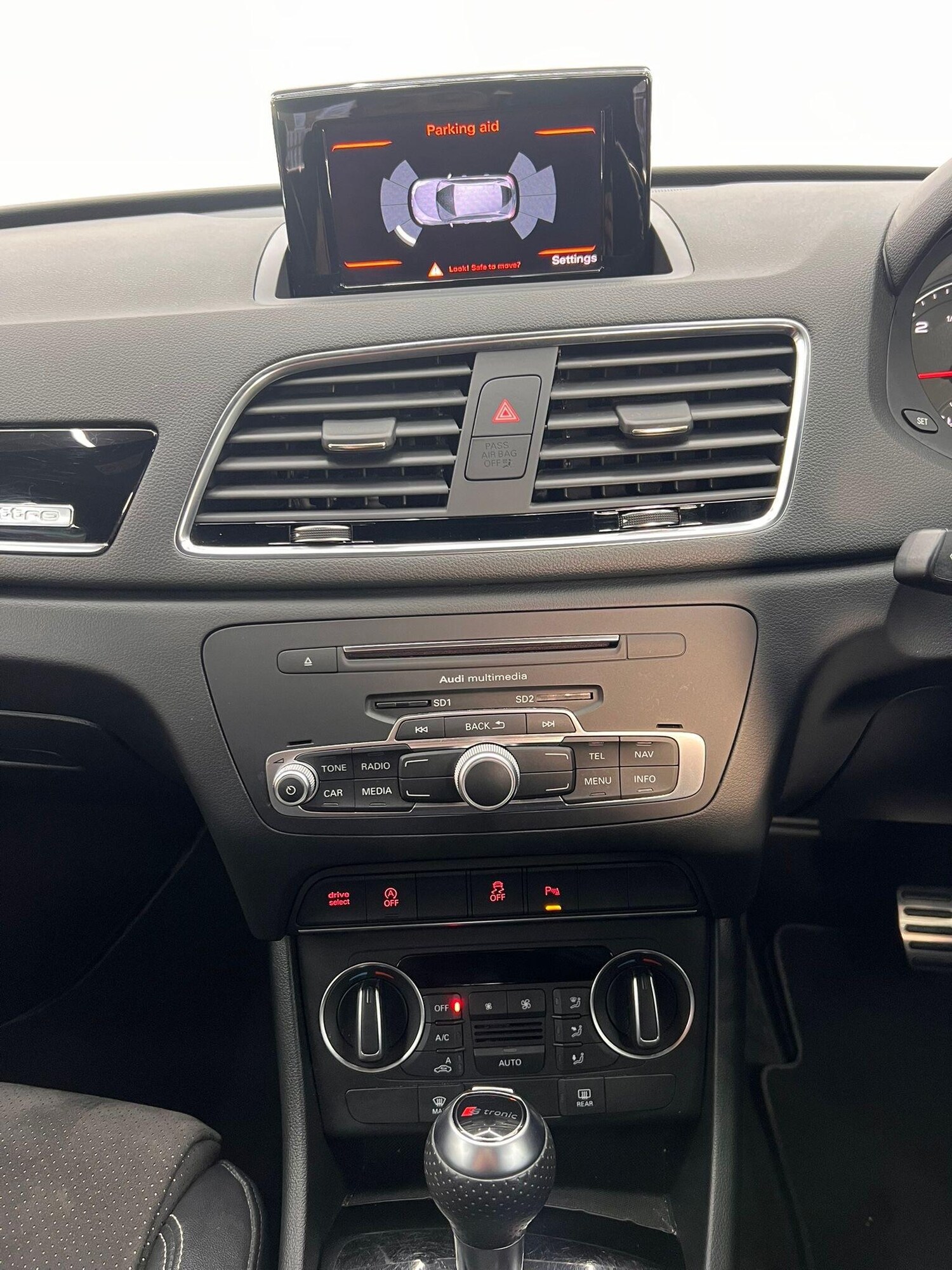 Used Audi Q3 2017 for sale - 76612922: Photo 23