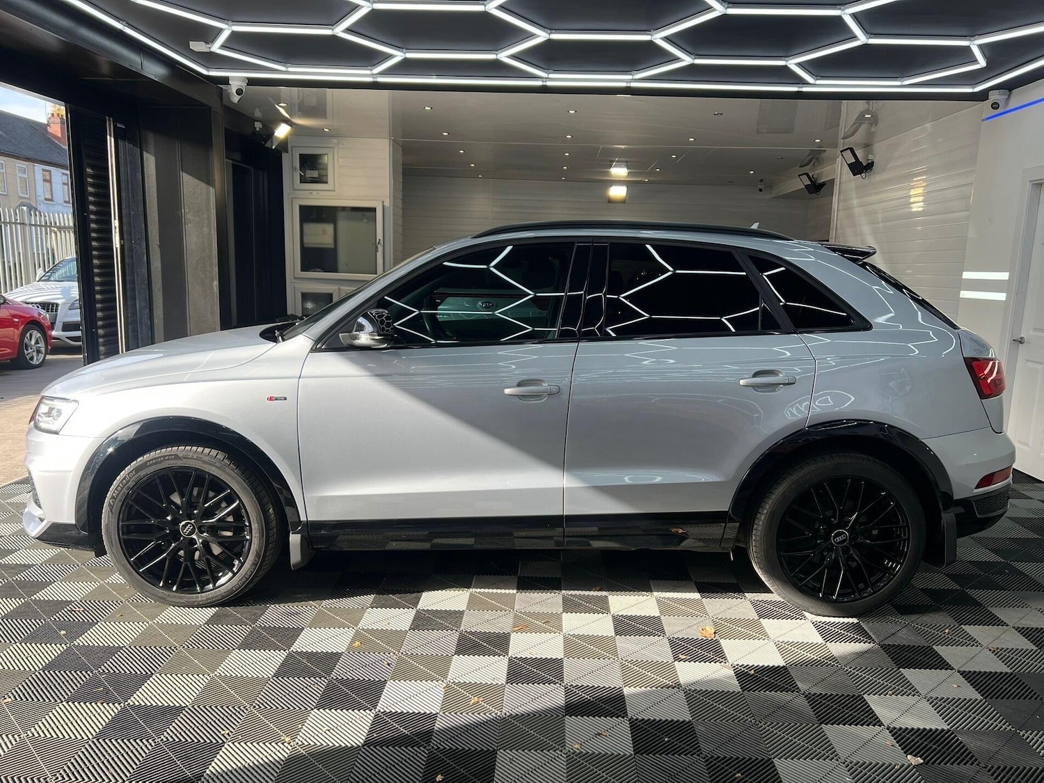 Used Audi Q3 2017 for sale - 76612922: Photo 6