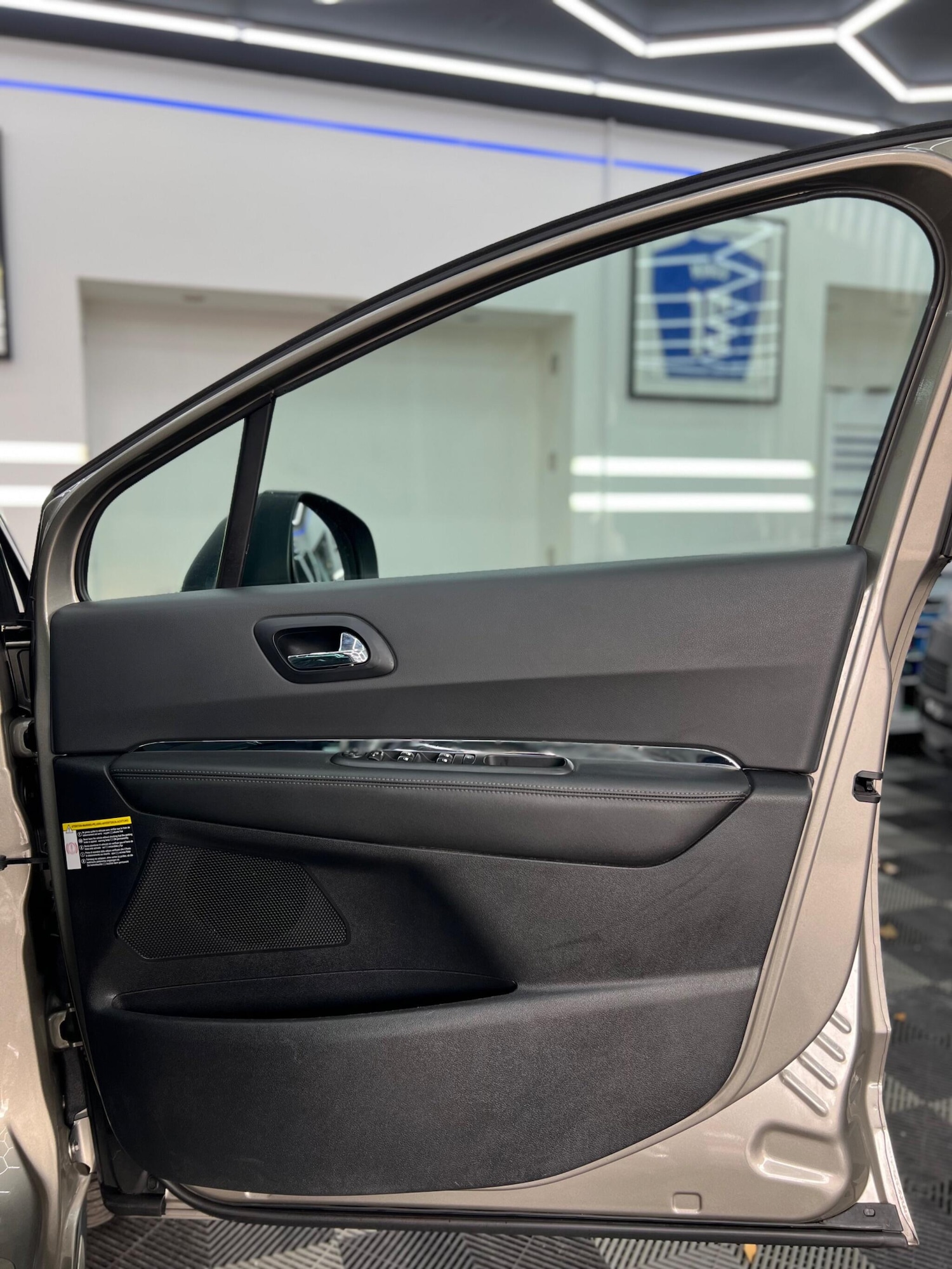 Used Peugeot 3008 2016 for sale - 76388571: Photo 14