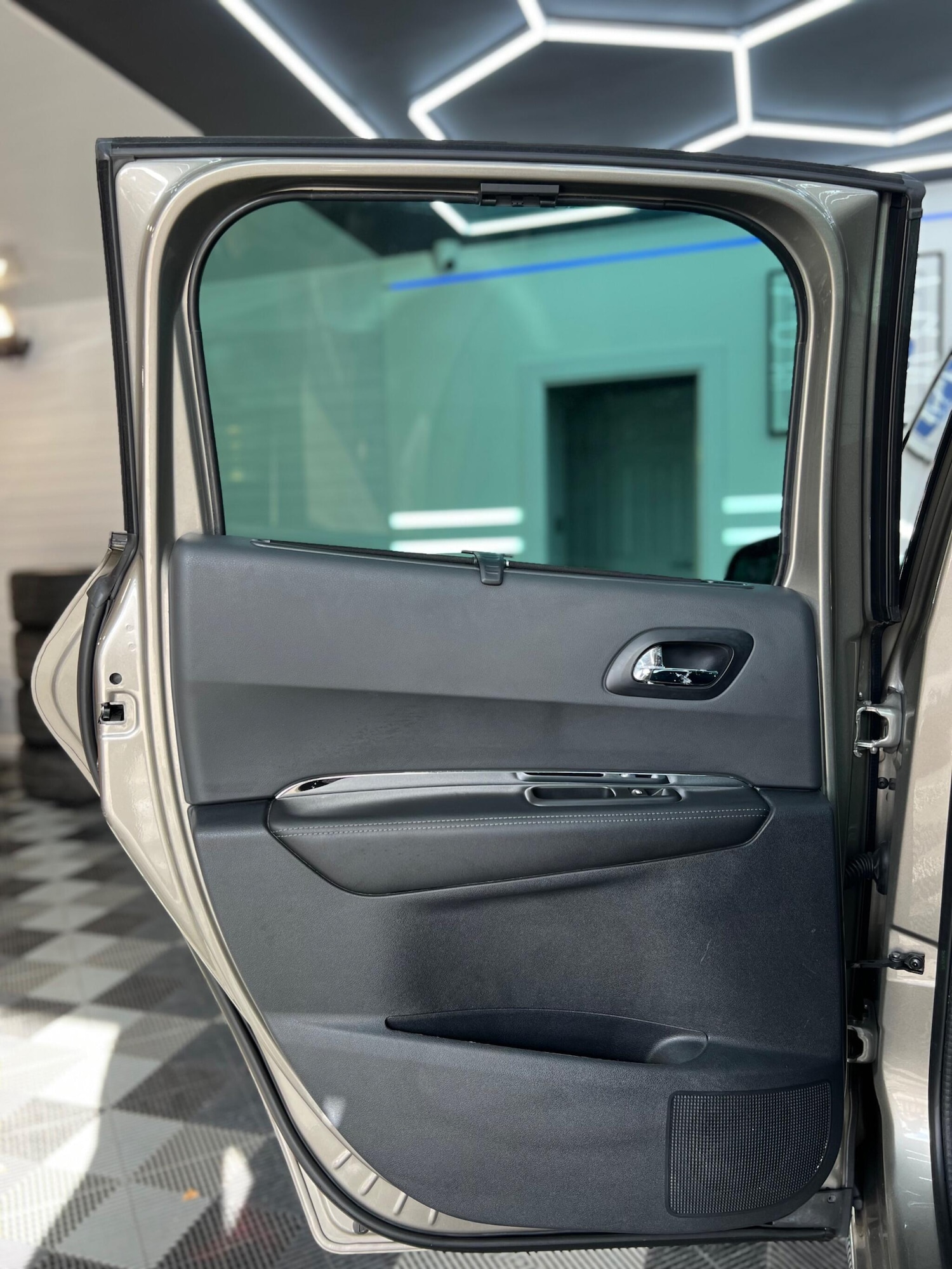 Used Peugeot 3008 2016 for sale - 76388571: Photo 16