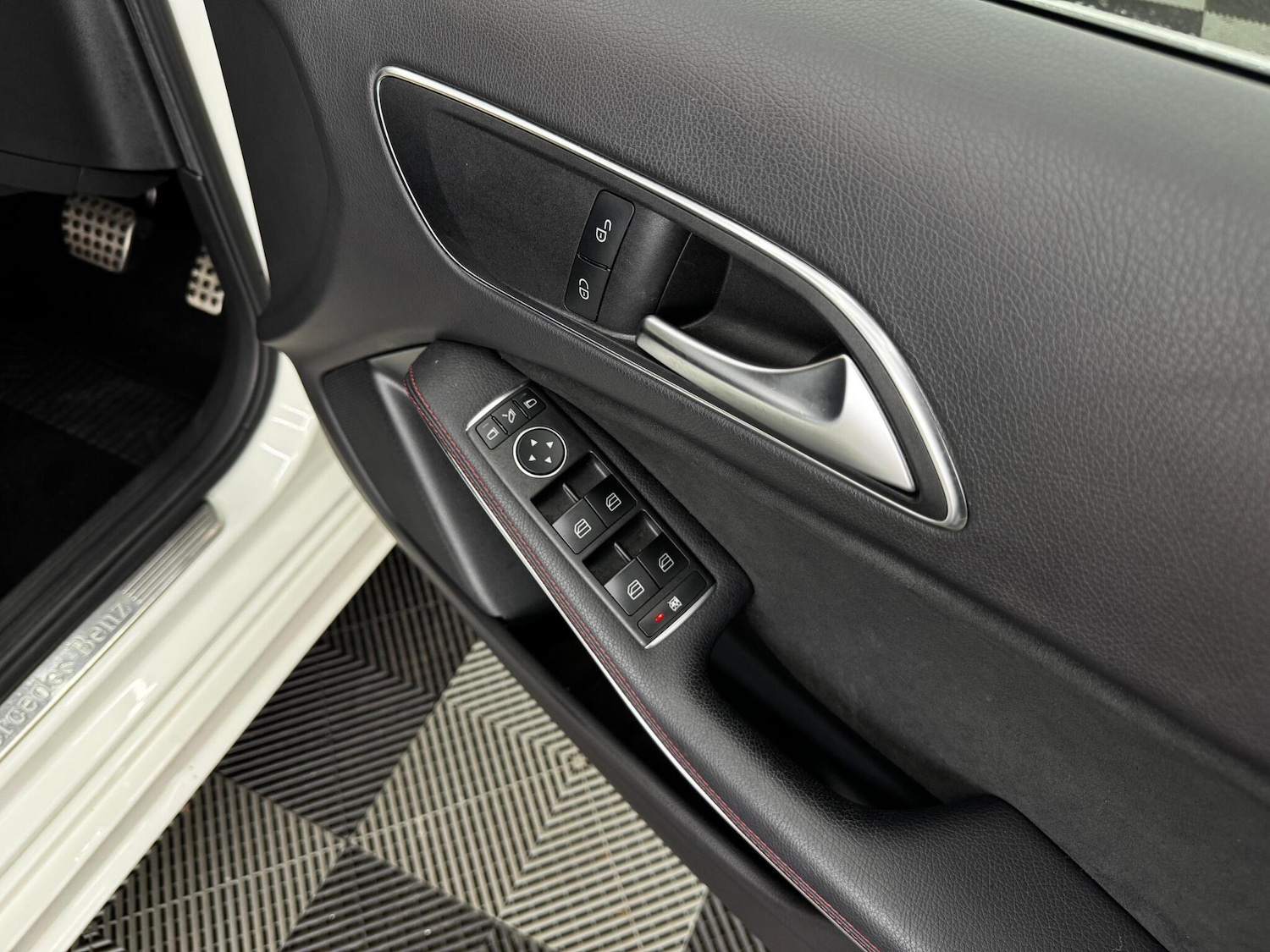 Used Mercedes-Benz A-Class 2017 for sale - 76612874: Photo 13