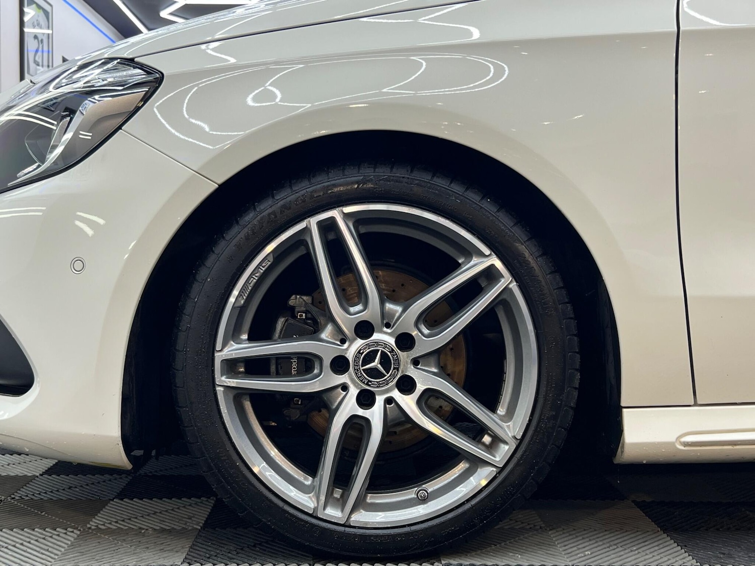 Used Mercedes-Benz A-Class 2017 for sale - 76612874: Photo 16