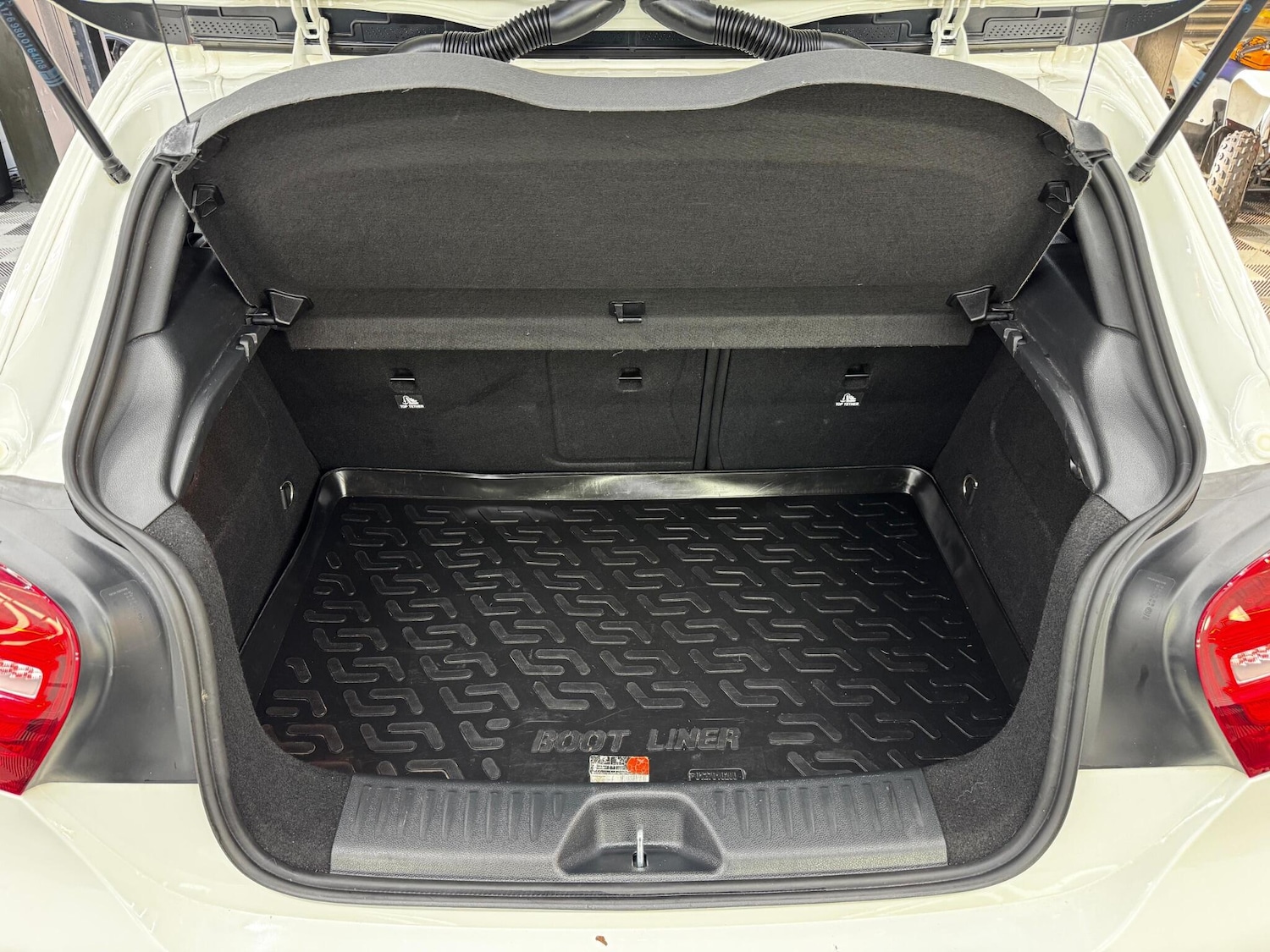 Used Mercedes-Benz A-Class 2017 for sale - 76612874: Photo 22