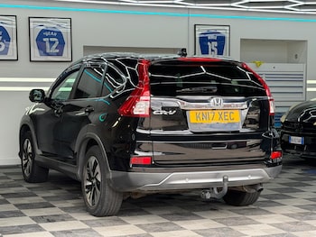 Used Honda CR-V 2017 for sale - 79413915: Photo