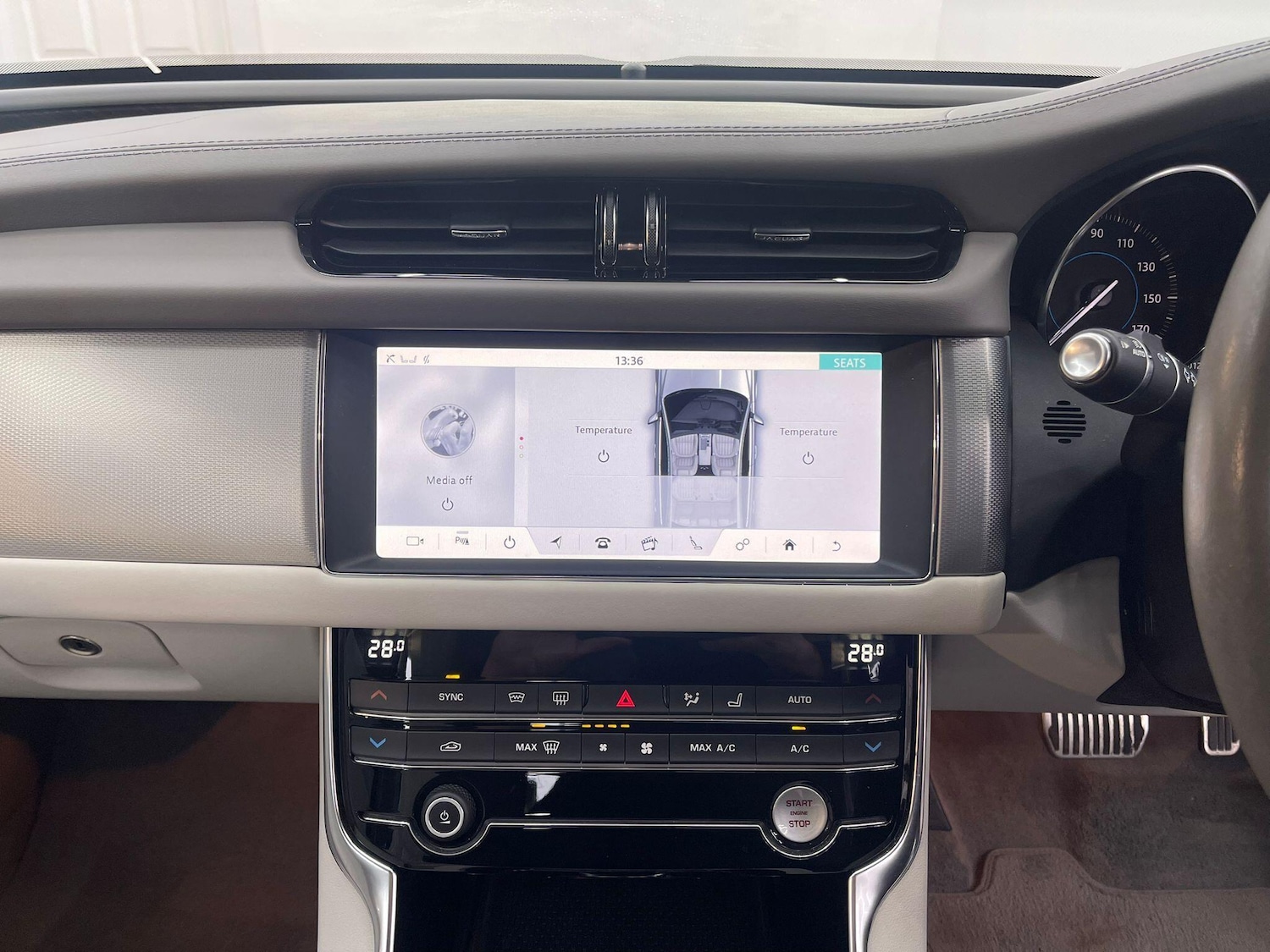 Used Jaguar XF 2019 for sale - 76612892: Photo 24