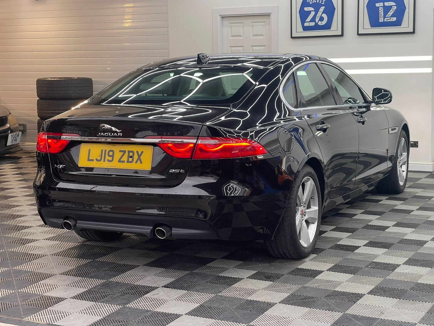 Used Jaguar XF 2019 for sale - 76612892: Photo 8