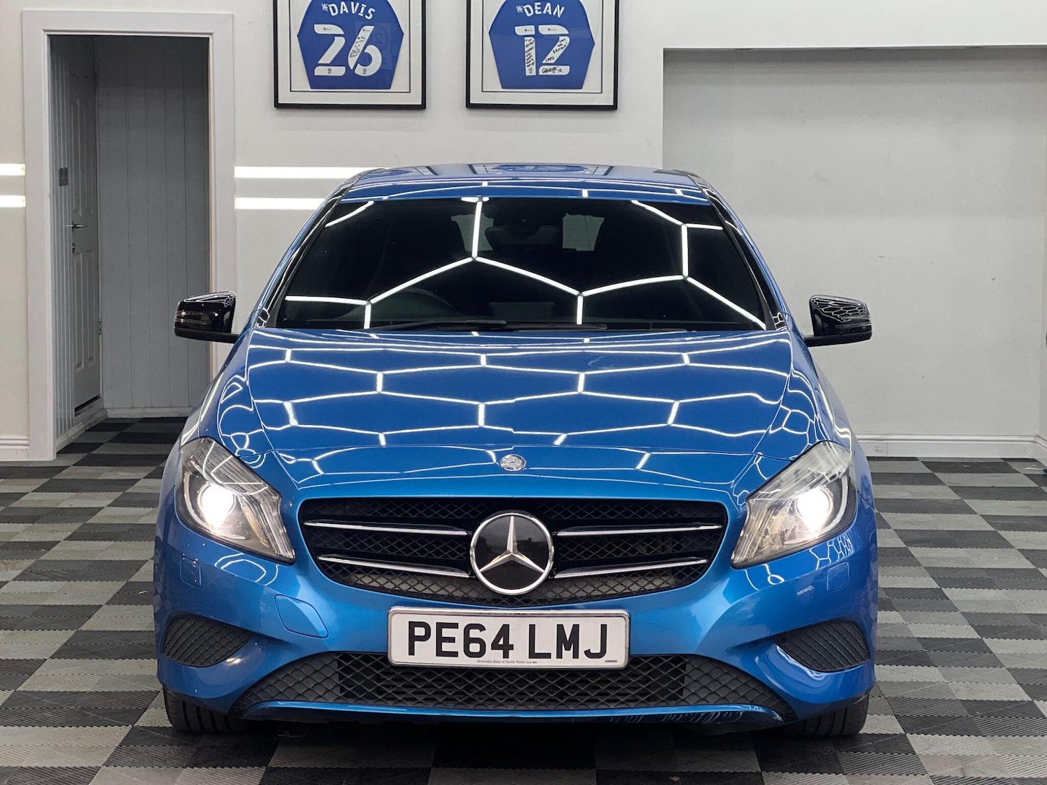 Used Mercedes-Benz A-Class 2014 for sale - 76371715: Photo 2