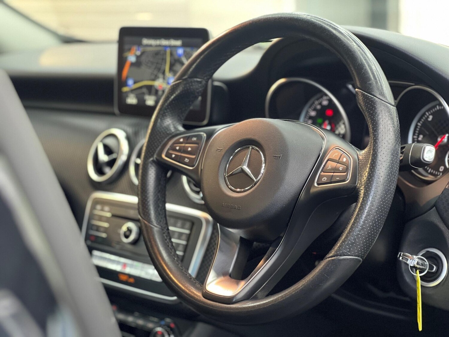 Used Mercedes-Benz A-Class 2017 for sale - 75949791: Photo 28