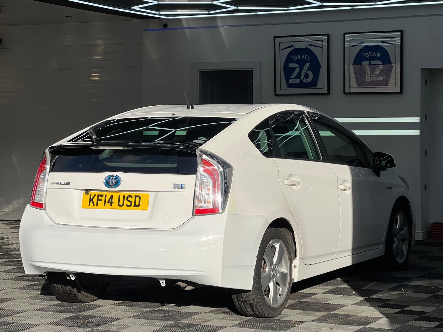 Used Toyota Prius 2019 for sale - 76781871: Photo 8