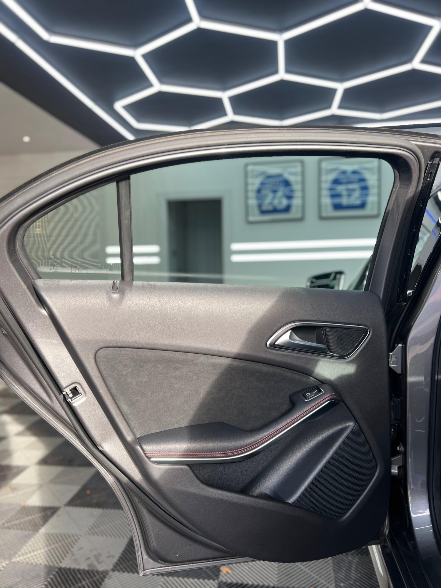 Used Mercedes-Benz A-Class for sale - 76727909: Photo 17