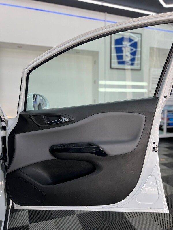 Used Vauxhall Corsa 2015 for sale - 76189305: Photo 14