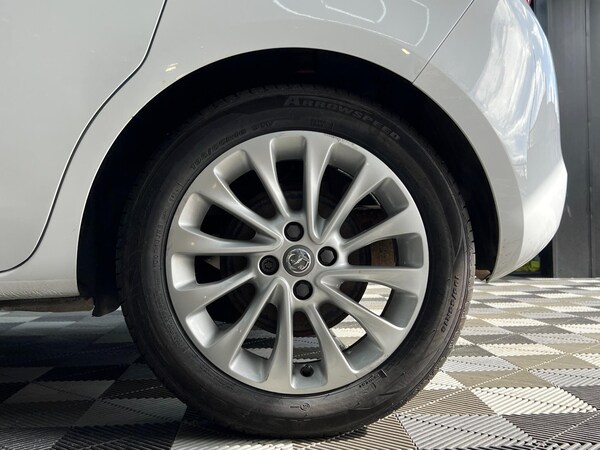 Used Vauxhall Corsa 2015 for sale - 76189305: Photo 19