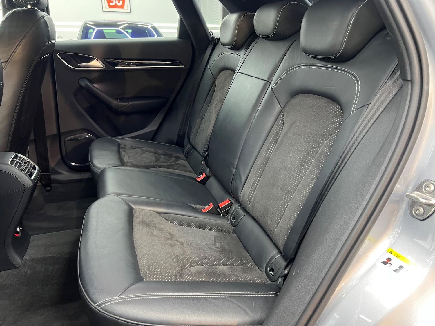 Used Audi Q3 2017 for sale - 76597355: Photo 16