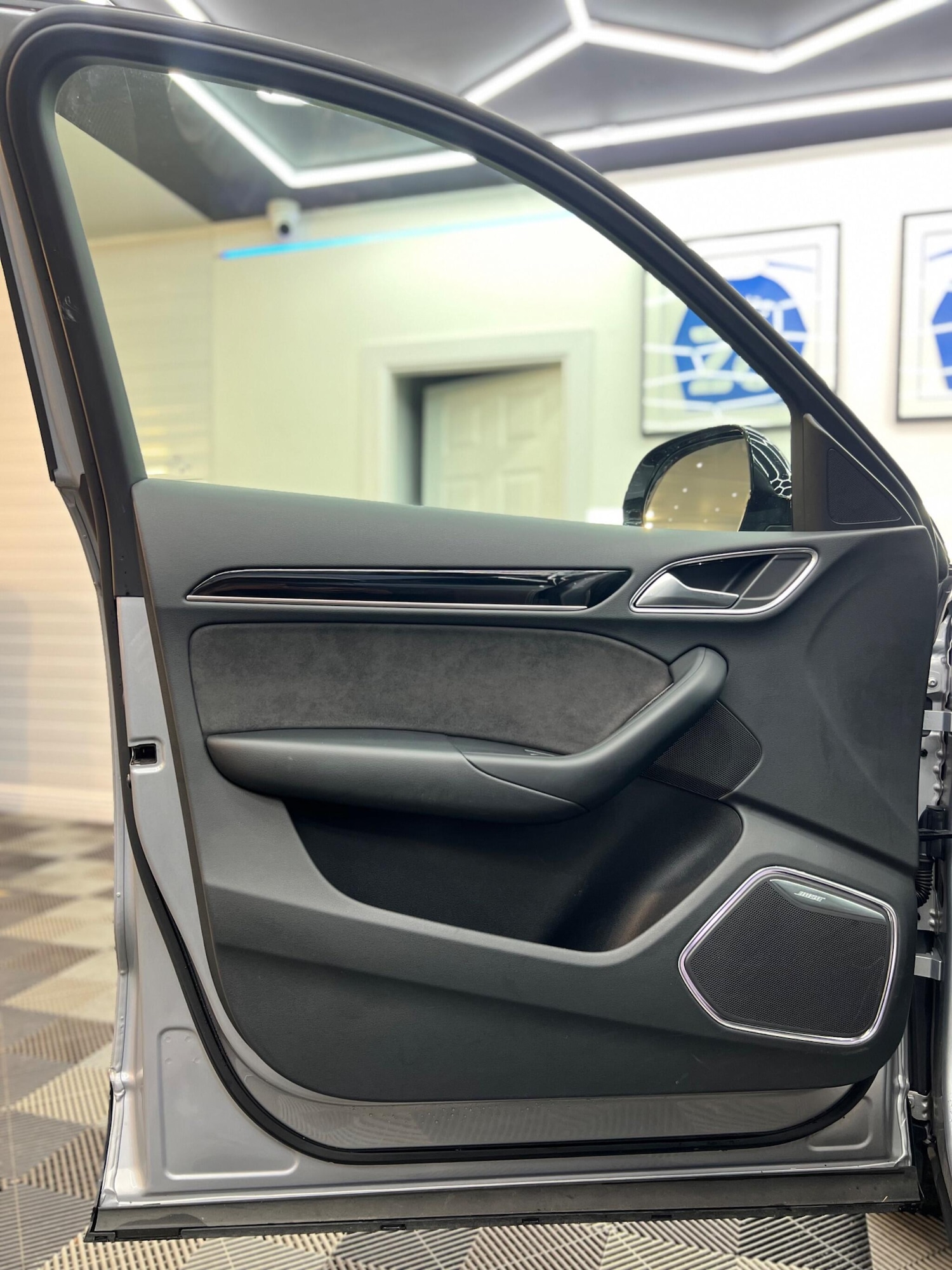 Used Audi Q3 2017 for sale - 76597355: Photo 21