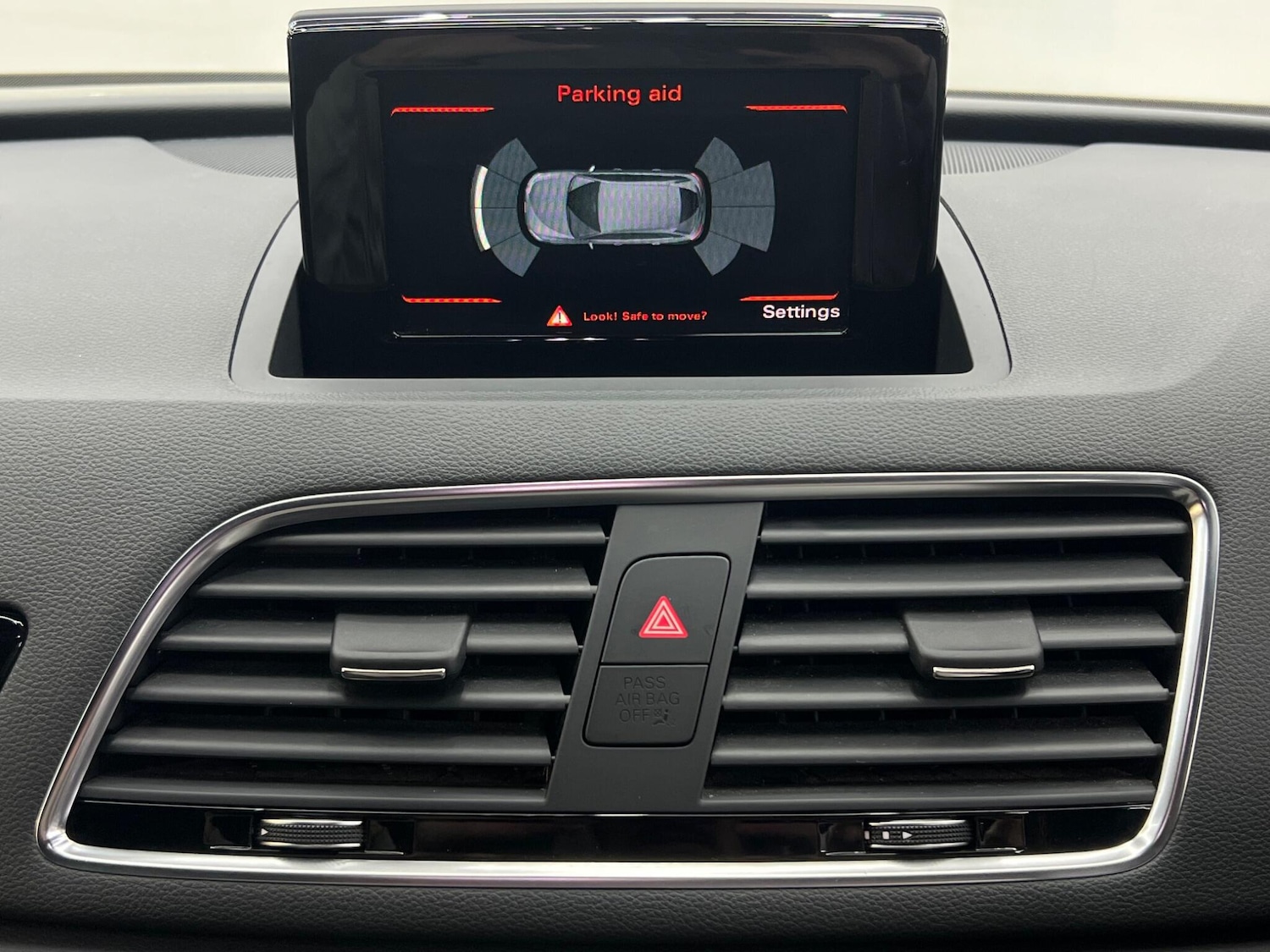 Used Audi Q3 2017 for sale - 76597355: Photo 28