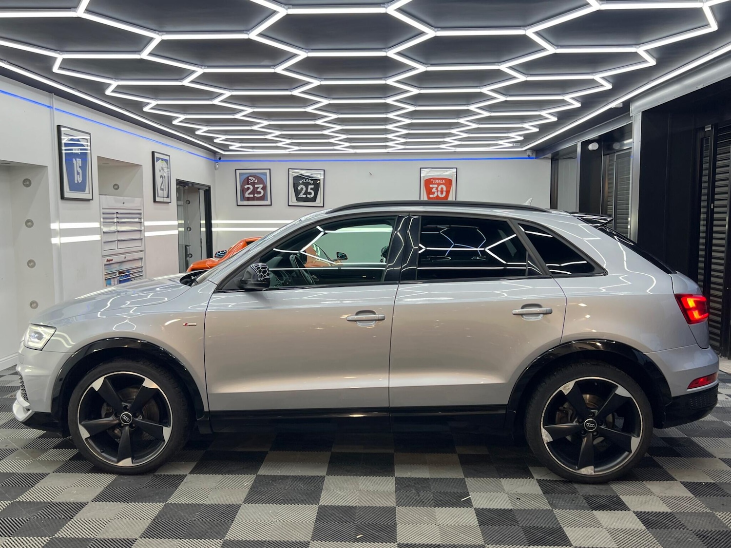 Used Audi Q3 2017 for sale - 76597355: Photo 5