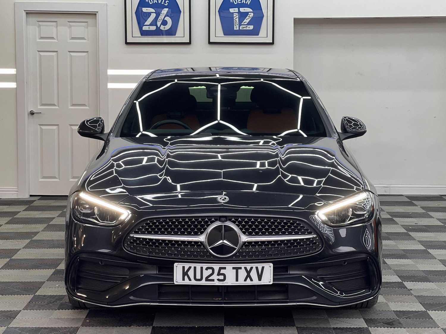 Used Mercedes-Benz C Class 2025 for sale - 76715216: Photo 2