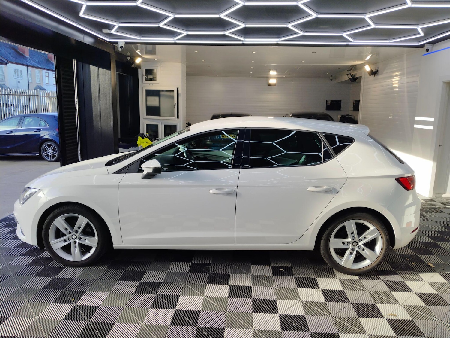 Used SEAT Leon 2018 for sale - 76802172: Photo 5