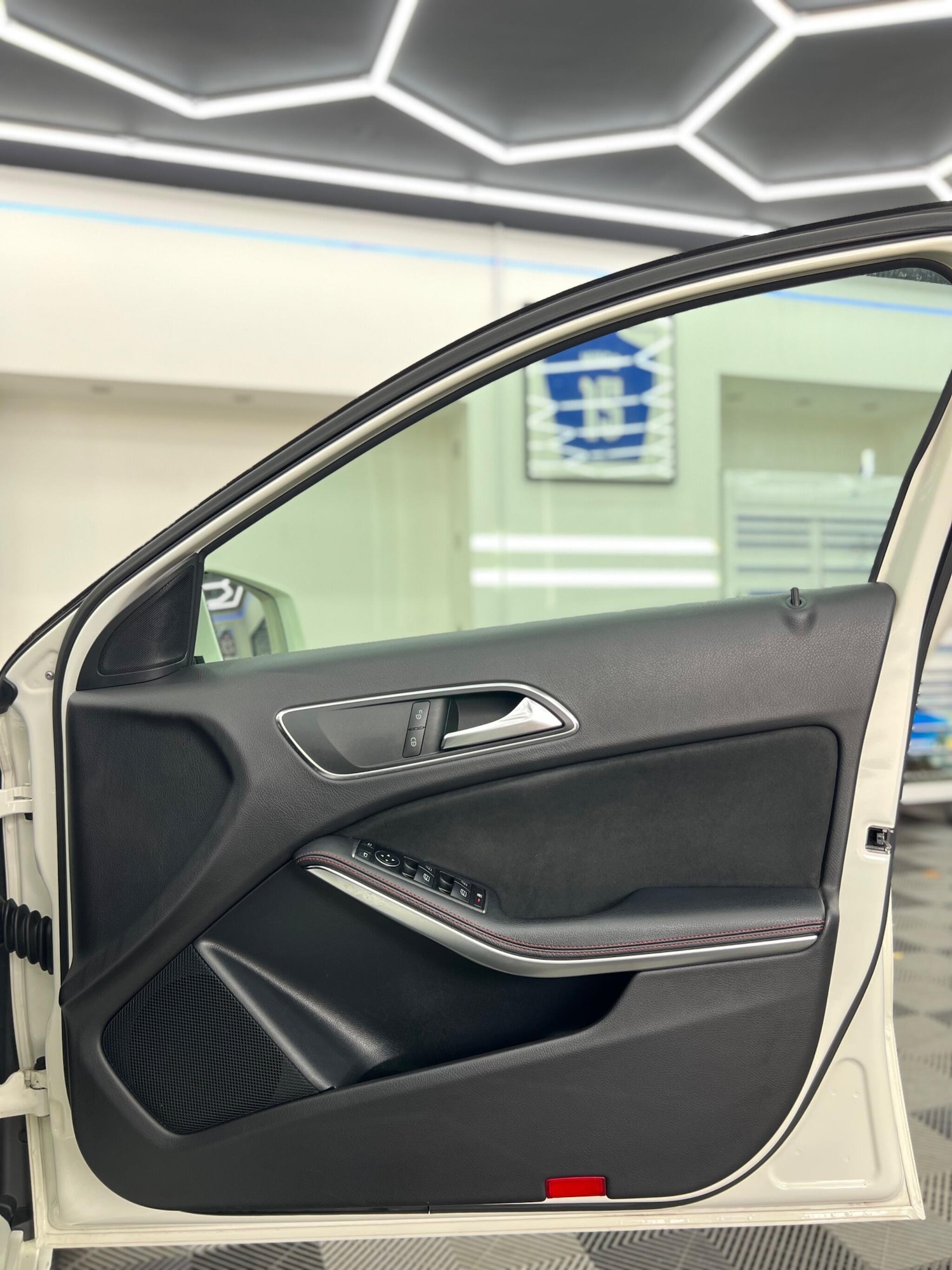 Used Mercedes-Benz A-Class 2017 for sale - 76228071: Photo 13