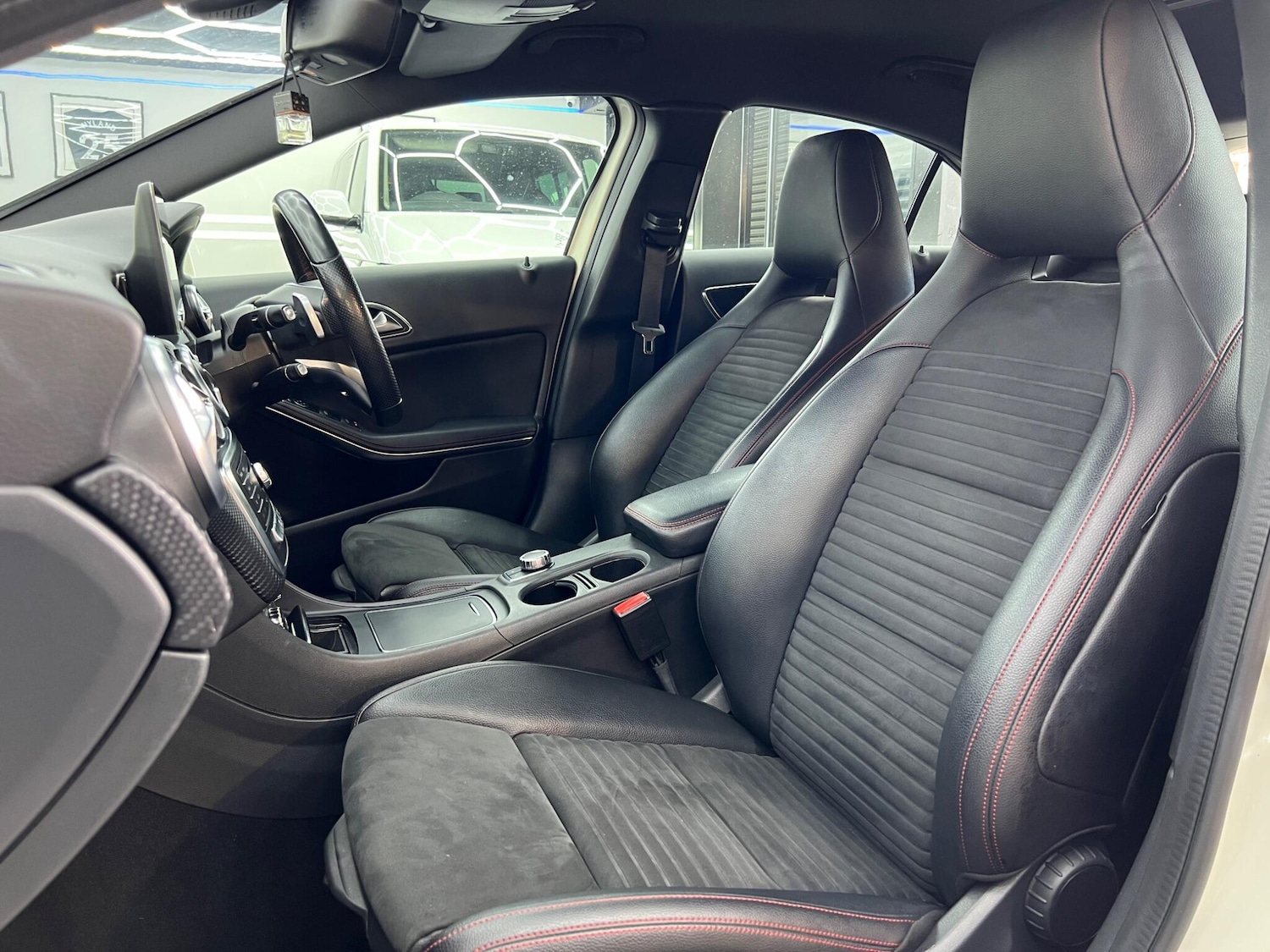 Used Mercedes-Benz A-Class 2017 for sale - 76228071: Photo 26