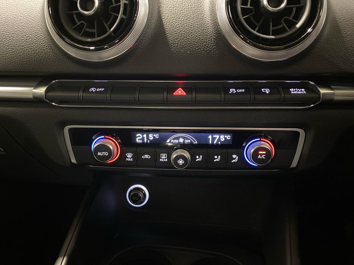 Used Audi A3 2017 for sale - 76958781: Photo 12