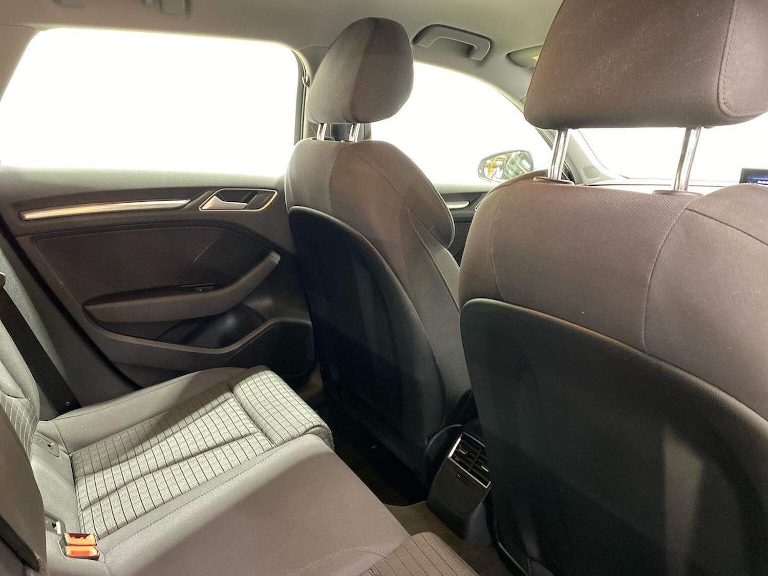 Used Audi A3 2017 for sale - 76958781: Photo 16