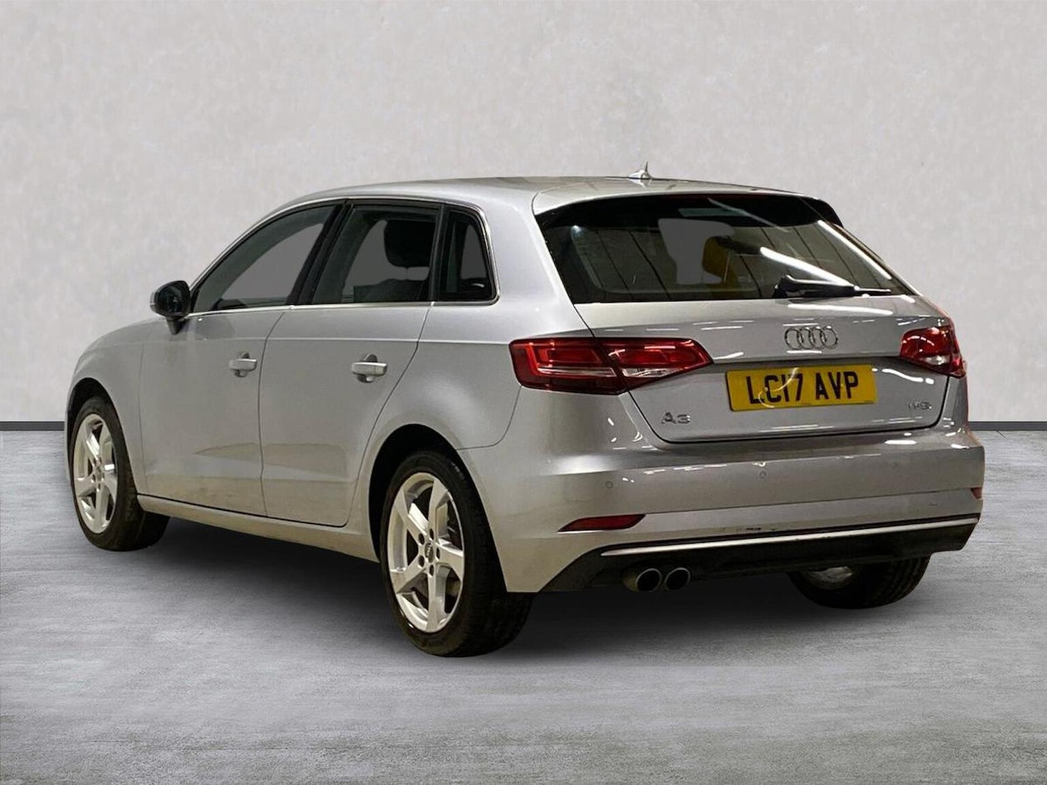 Used Audi A3 2017 for sale - 76958781: Photo 2