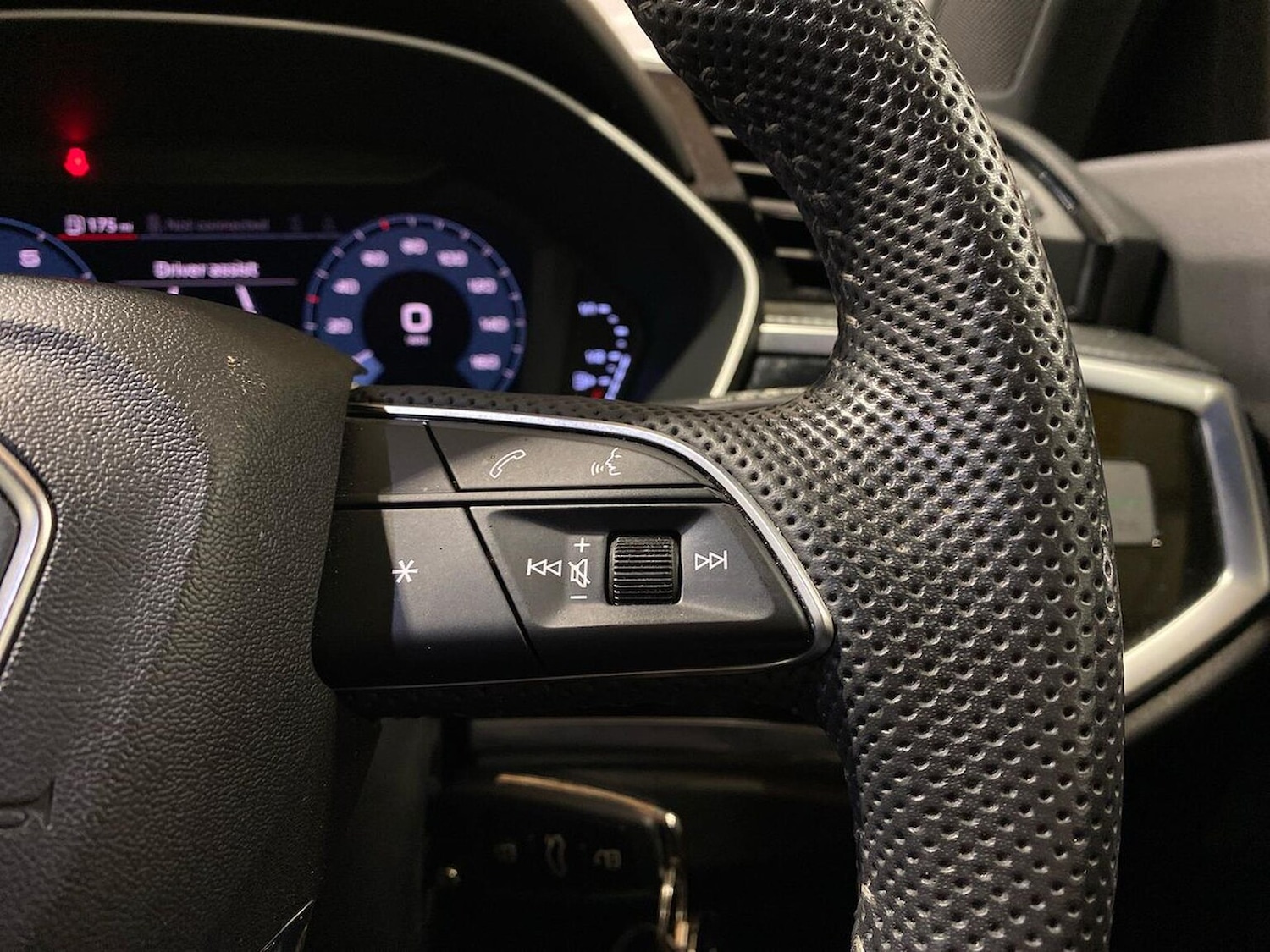 Used Audi Q3 2019 for sale - 77639277: Photo 27