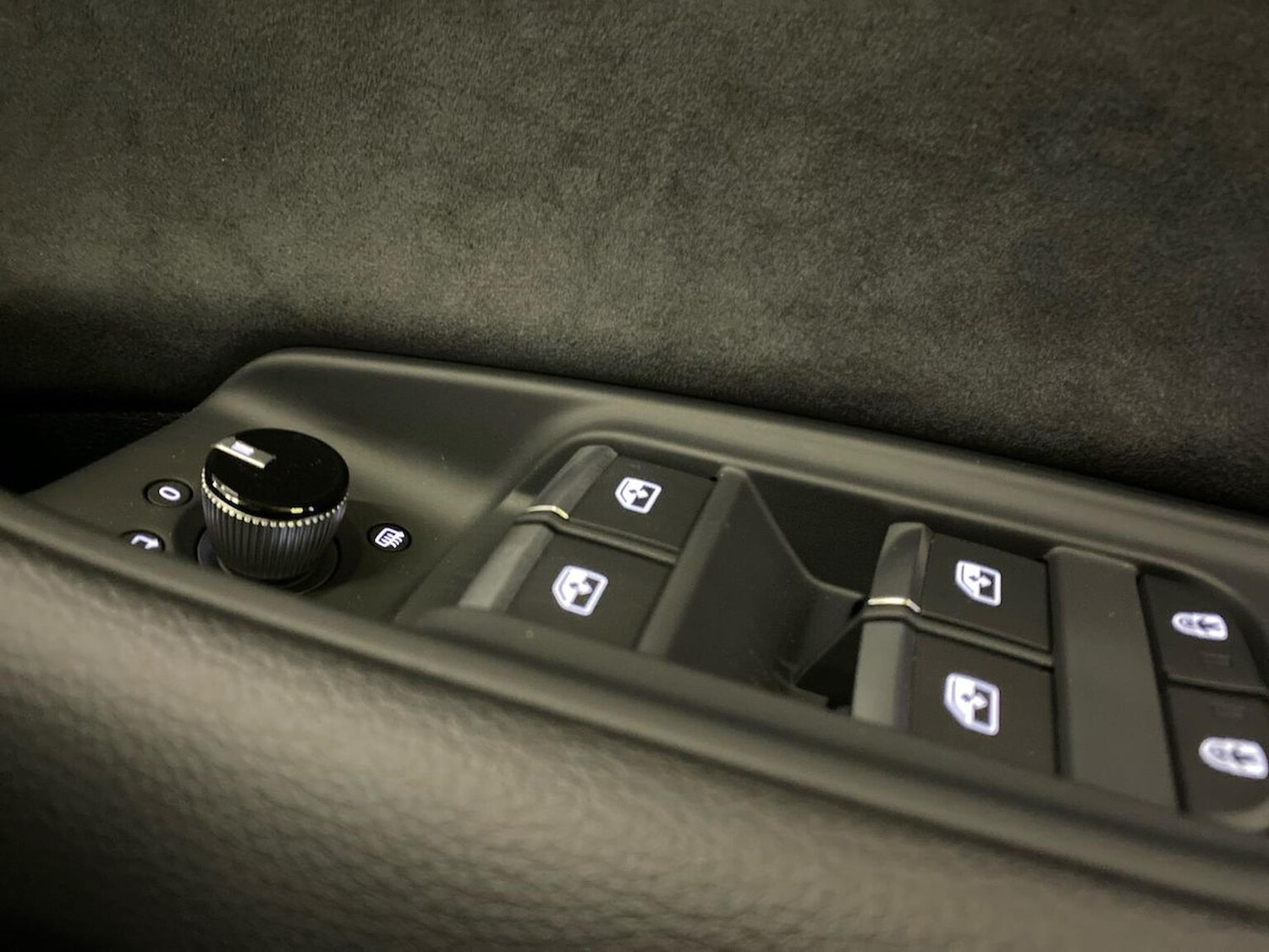 Used Audi Q8 2025 for sale - 76444715: Photo 21