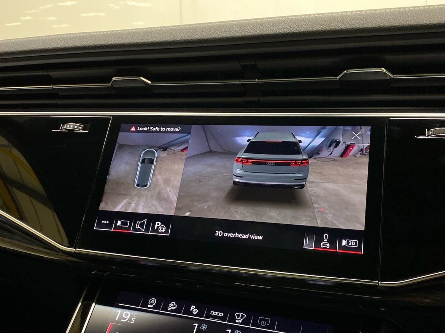 Used Audi Q8 2025 for sale - 77487799: Photo 23