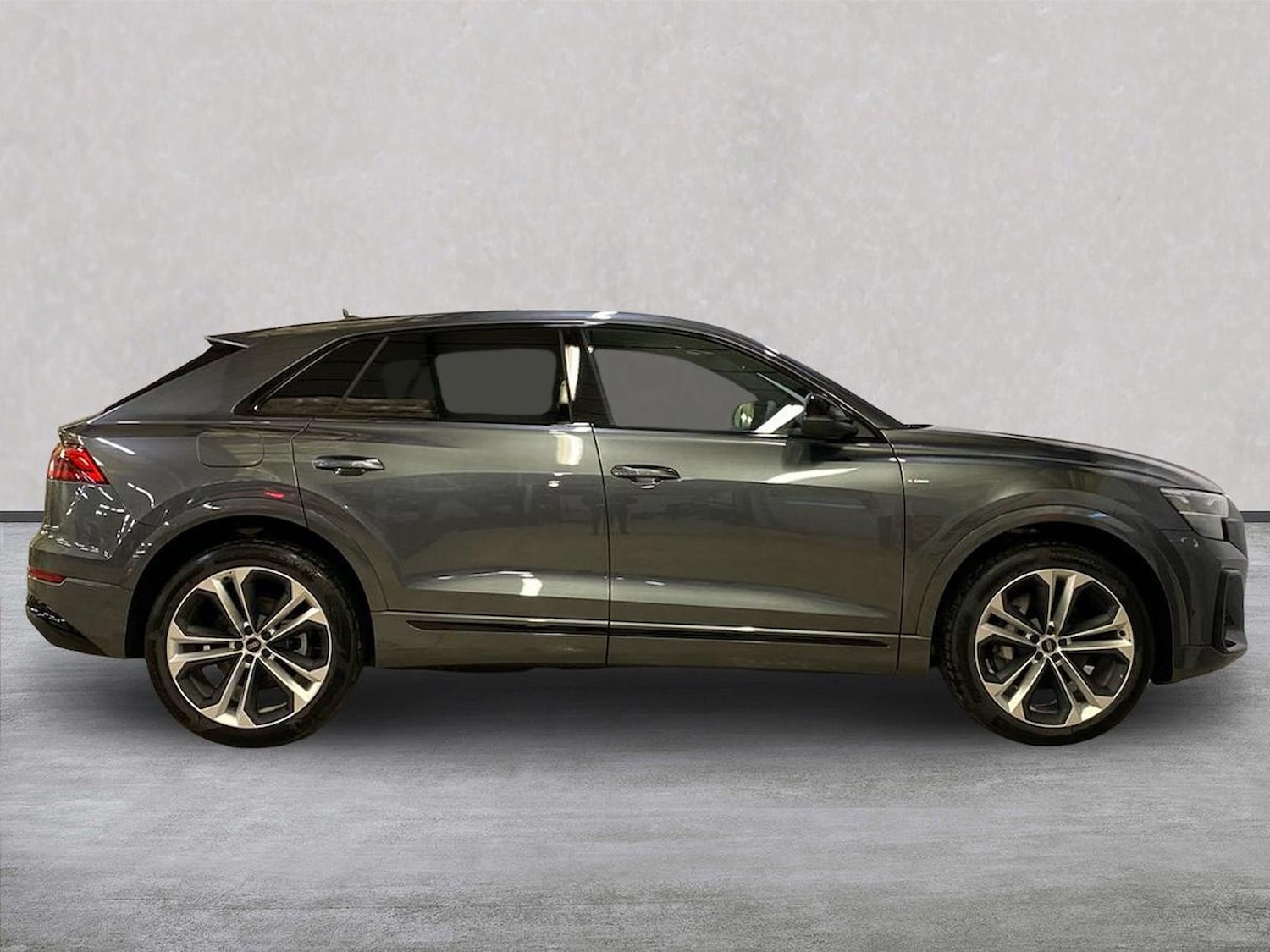 Used Audi Q8 2025 for sale - 77487799: Photo 3