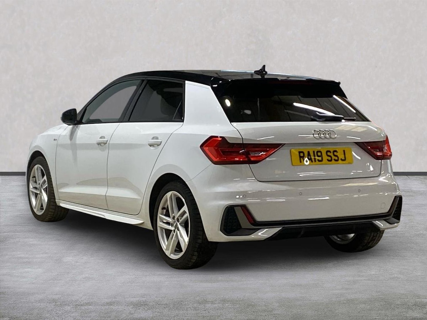 Used Audi A1 2019 for sale - 78191519: Photo 2
