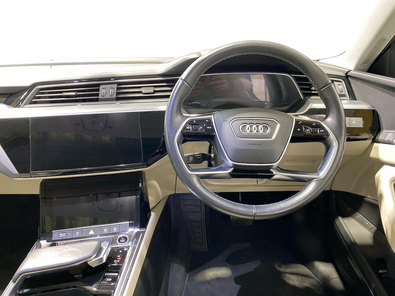 Used Audi Q8 2024 for sale - 78191634: Photo 11