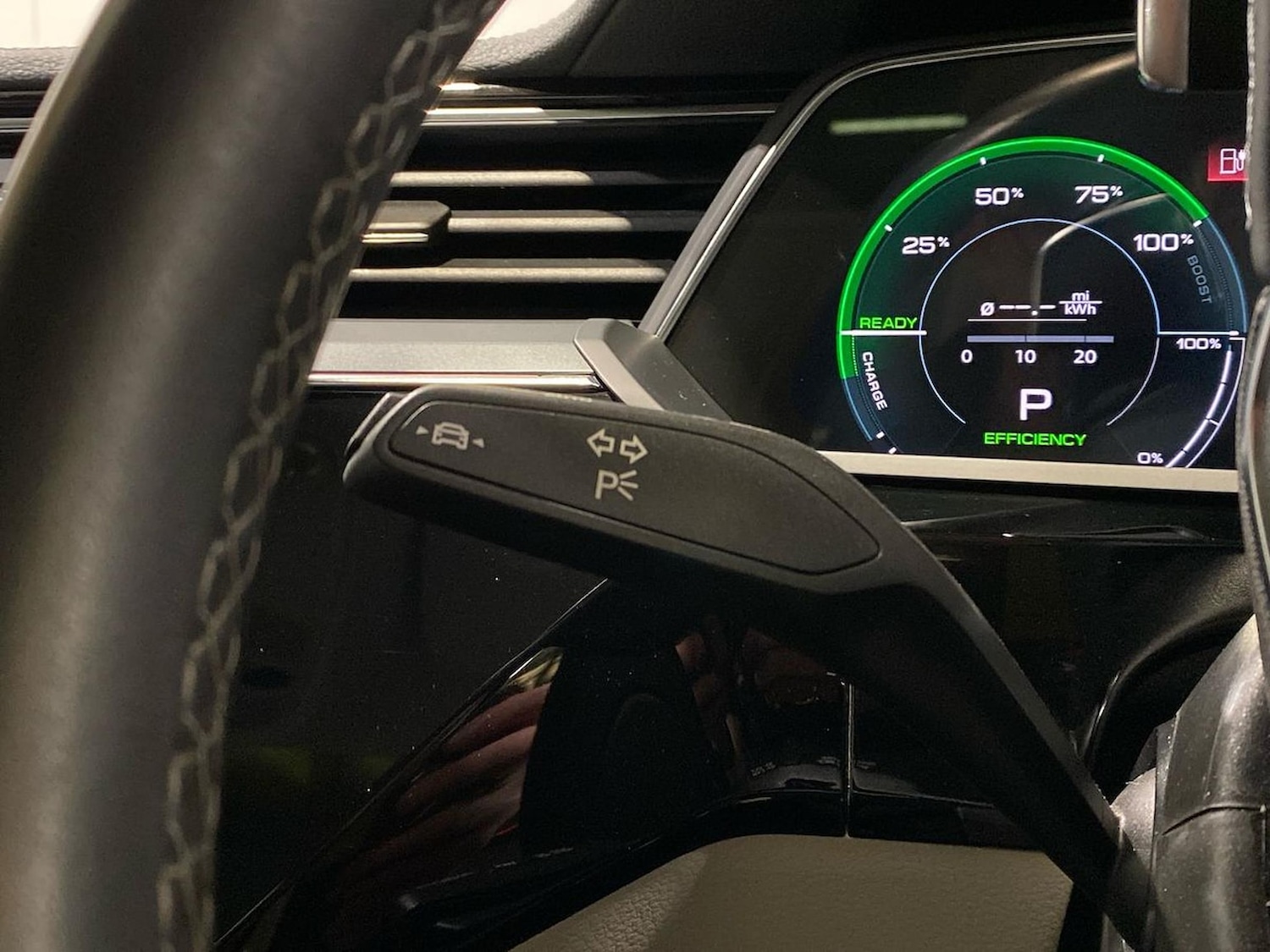 Used Audi Q8 2024 for sale - 78191634: Photo 31