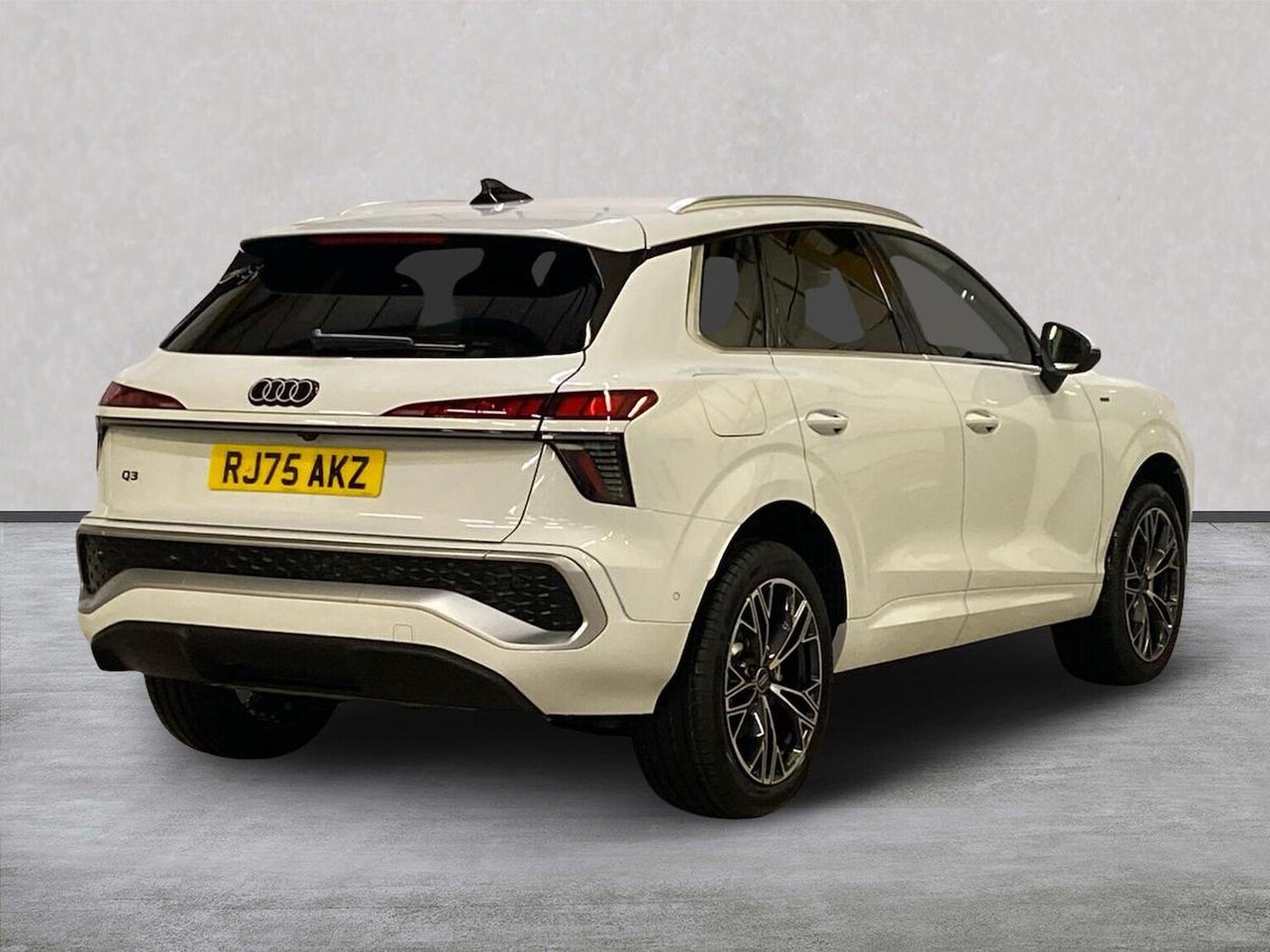 Used Audi Q3 2025 for sale - 77487838: Photo 18