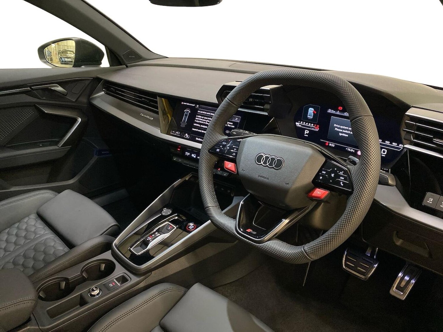 Used Audi RS3 2025 for sale - 76357909: Photo 15