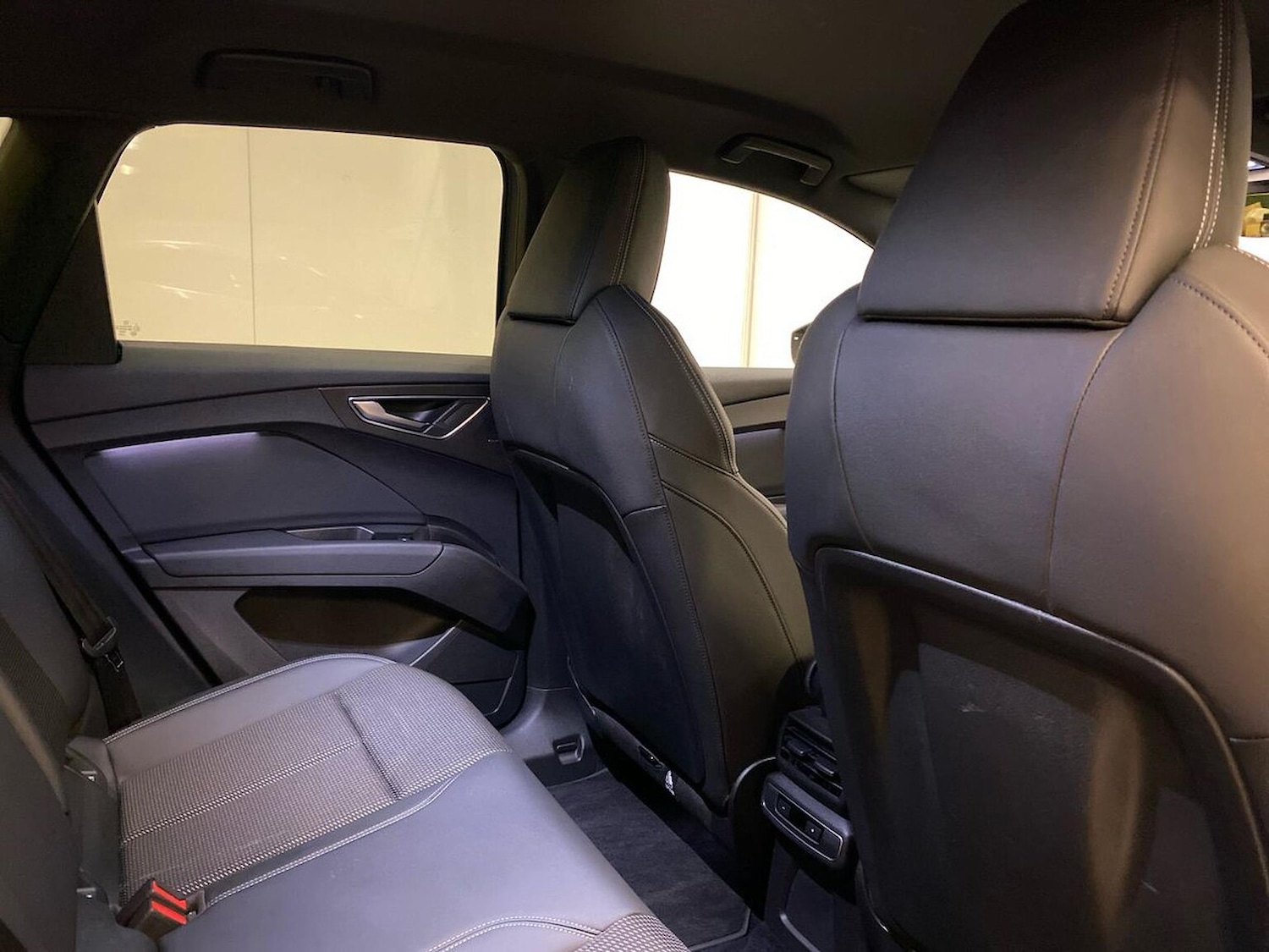 Used Audi Q4 e-tron 2022 for sale - 76699547: Photo 16