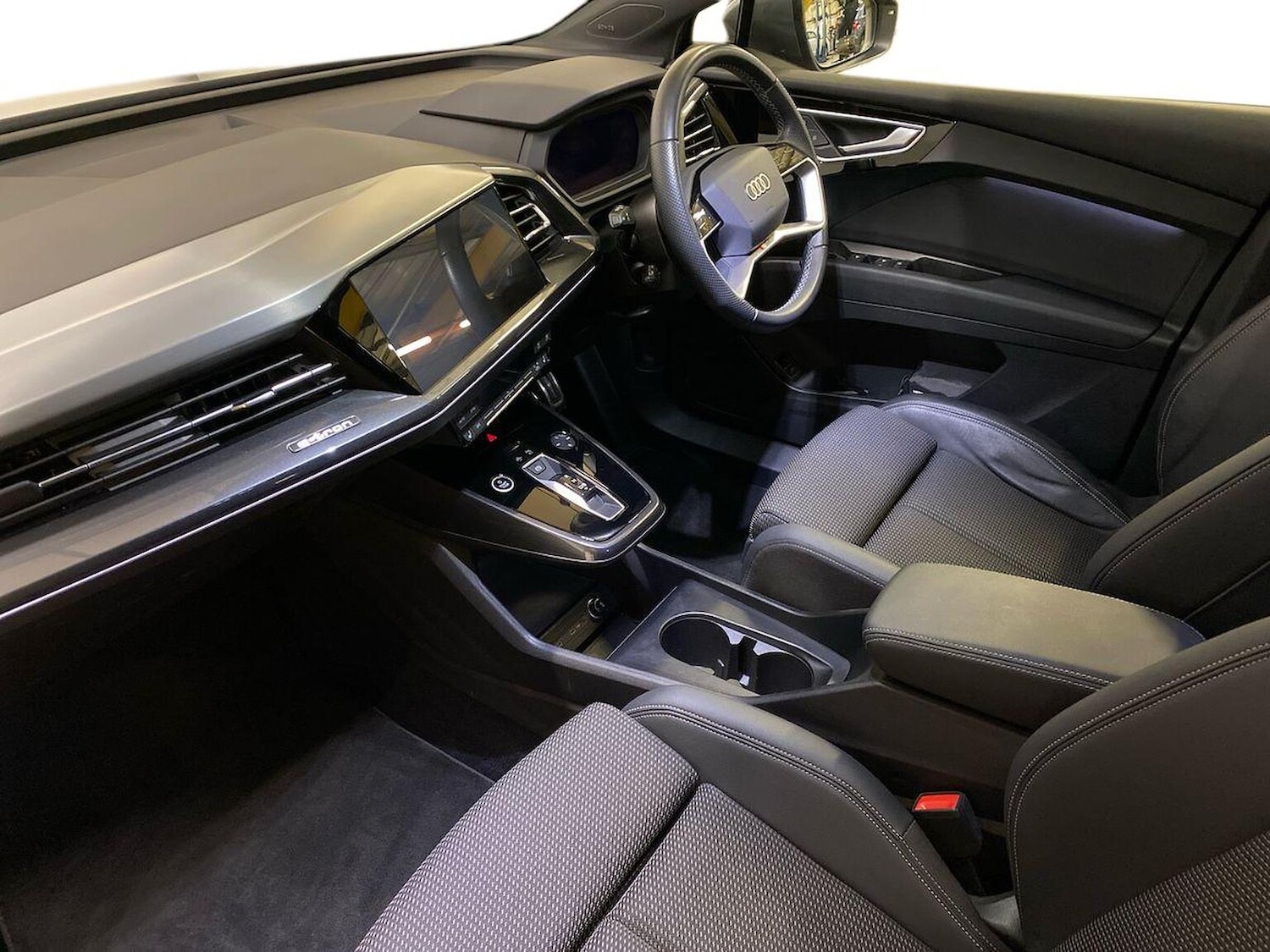 Used Audi Q4 e-tron 2022 for sale - 76699547: Photo 7