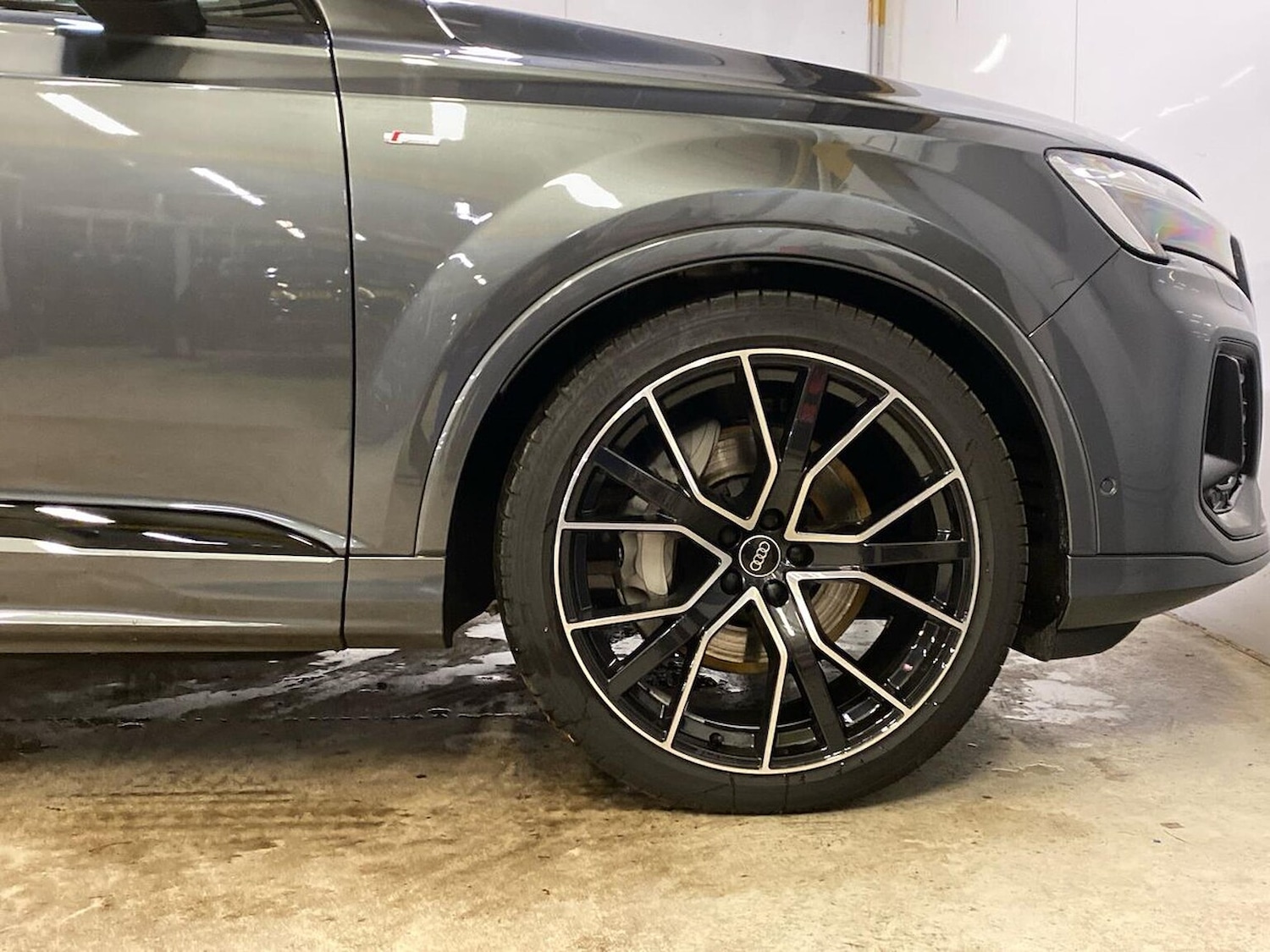 Used Audi Q7 2025 for sale - 76391744: Photo 6