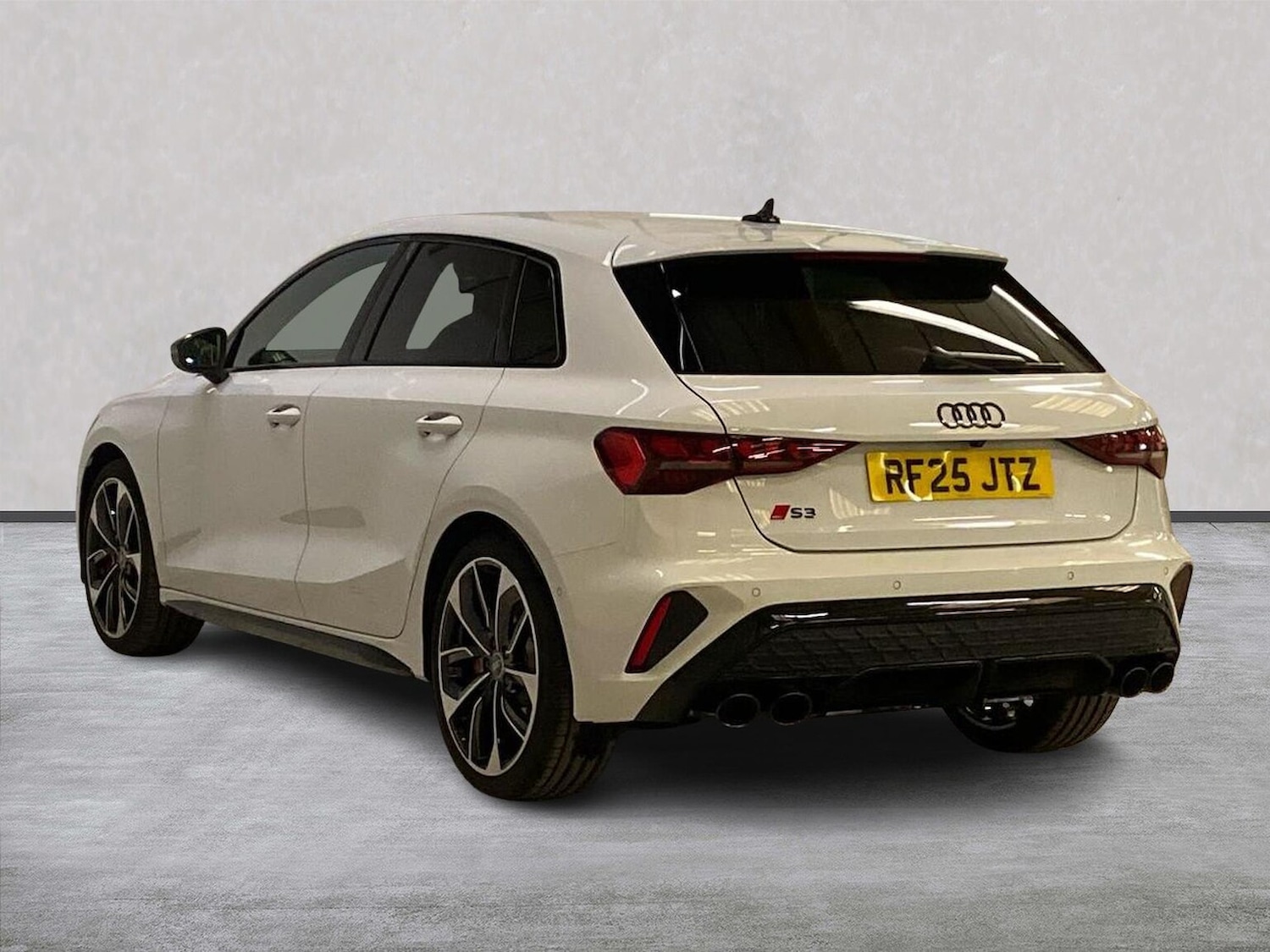 Used Audi A3 2025 for sale - 76357912: Photo 2