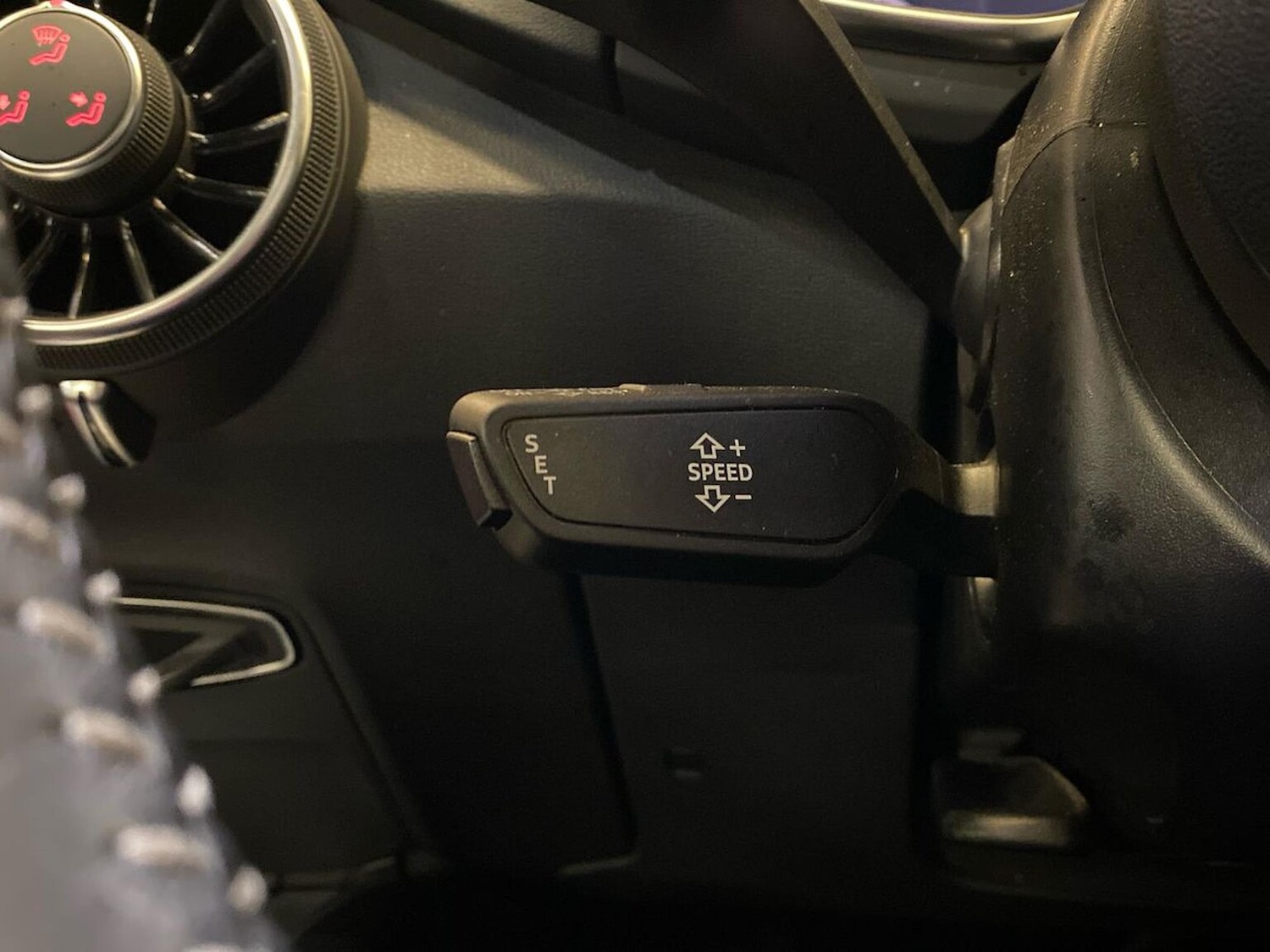 Used Audi TT 2023 for sale - 76142932: Photo 28