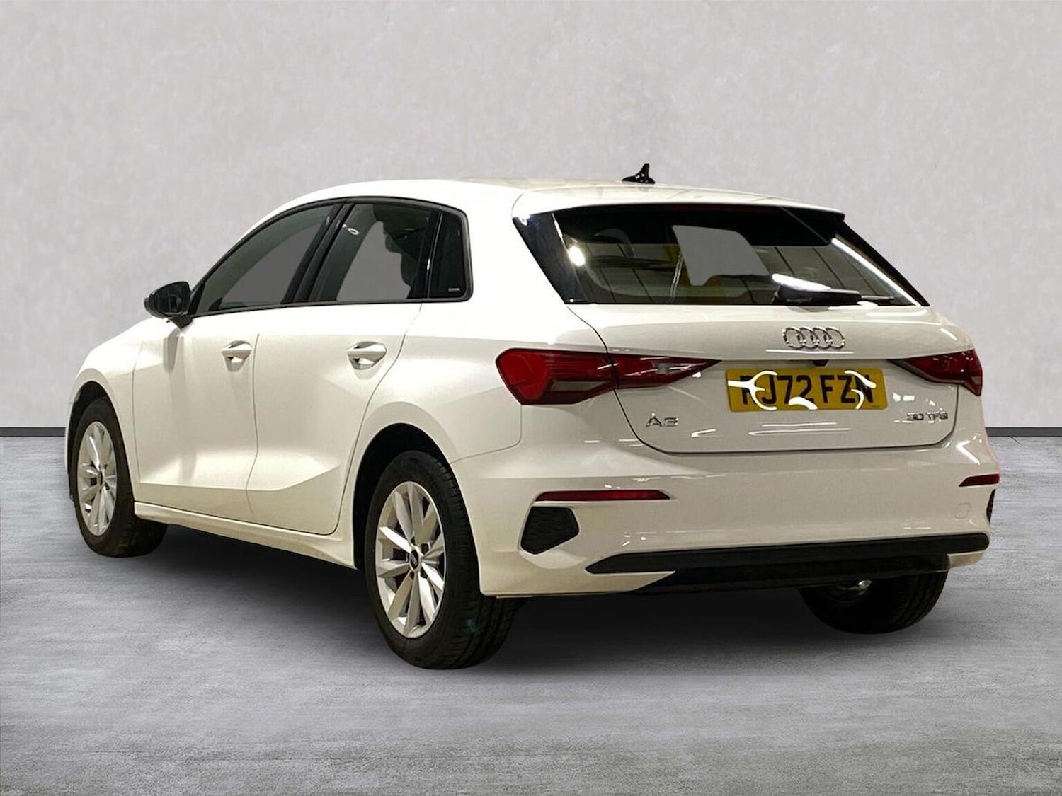 Used Audi A3 2023 for sale - 77962290: Photo 2