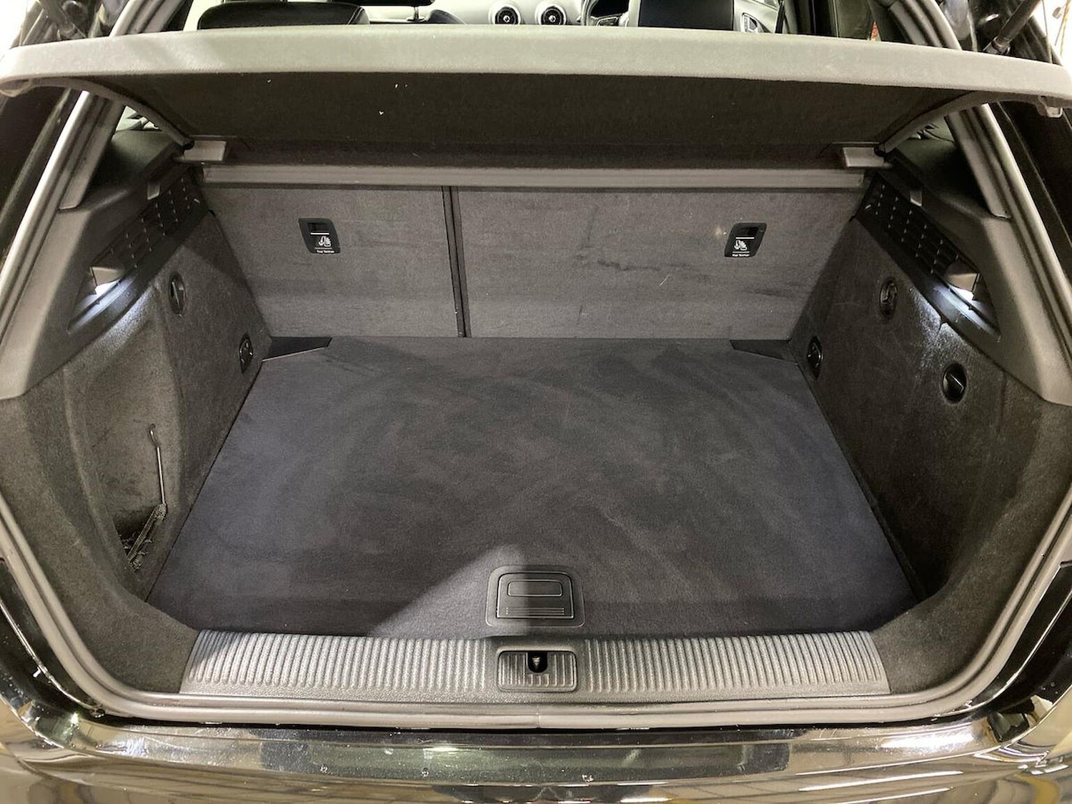 Used Audi A3 2018 for sale - 76963462: Photo 17