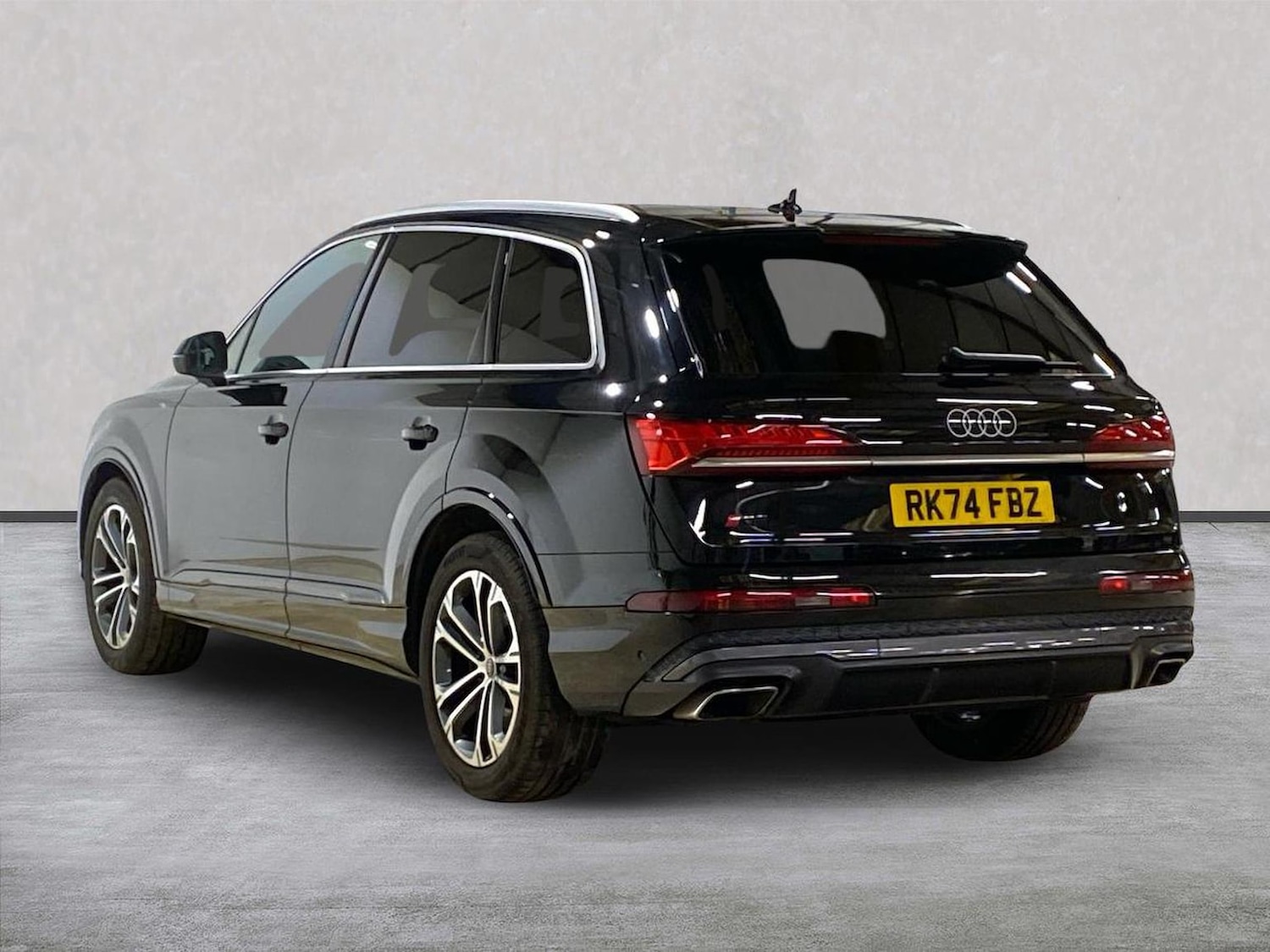 Used Audi Q7 2024 for sale - 78191367: Photo 2