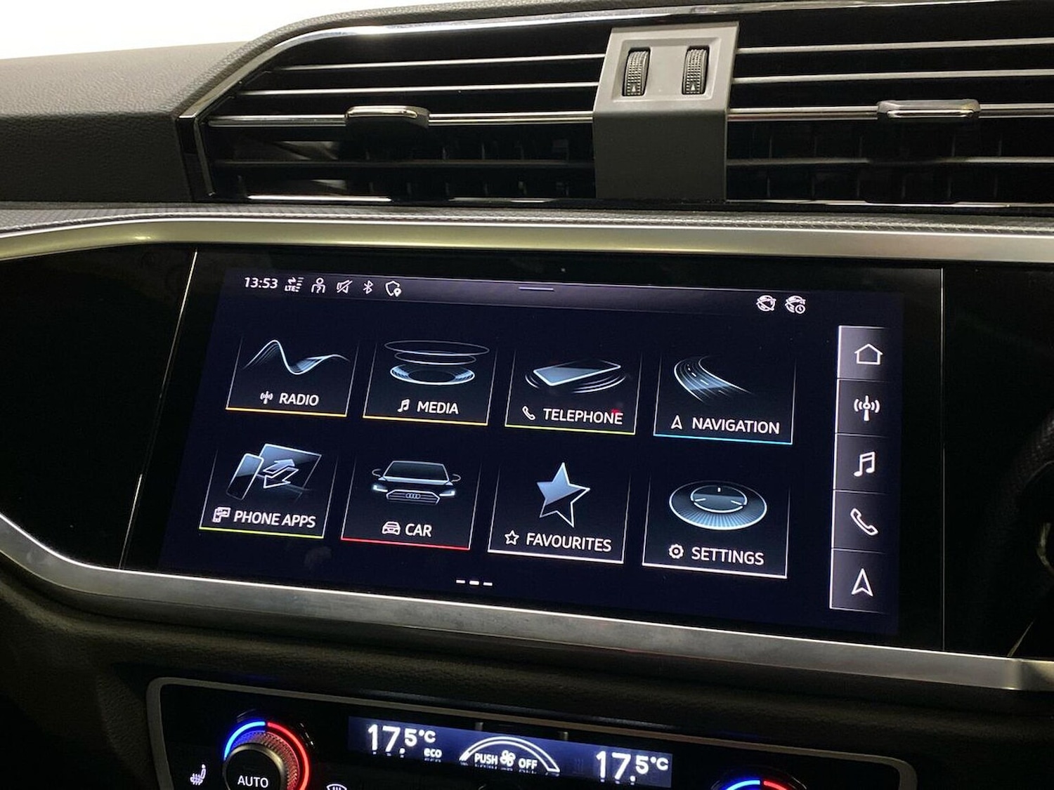 Used Audi Q3 2022 for sale - 76149531: Photo 11